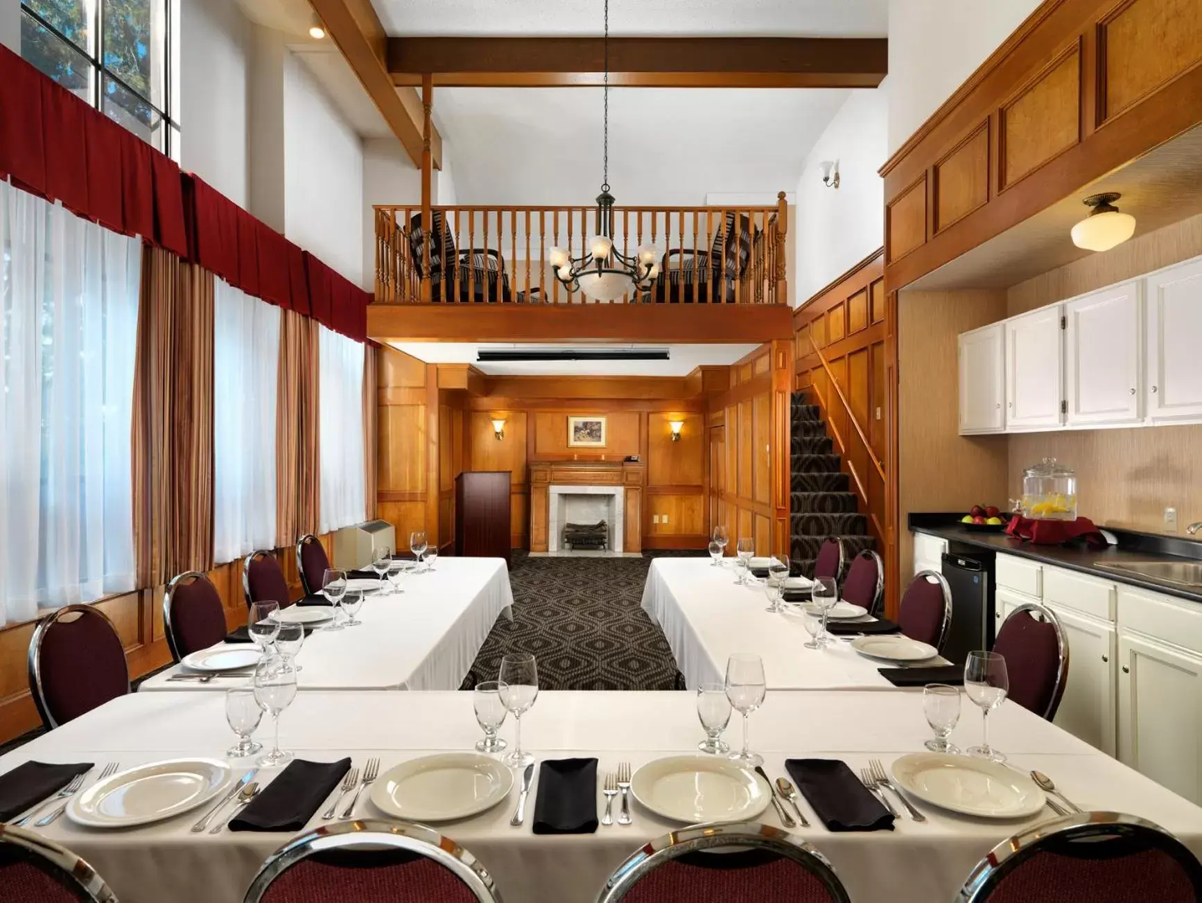 Meeting/conference room in Huntingdon Manor Hotel