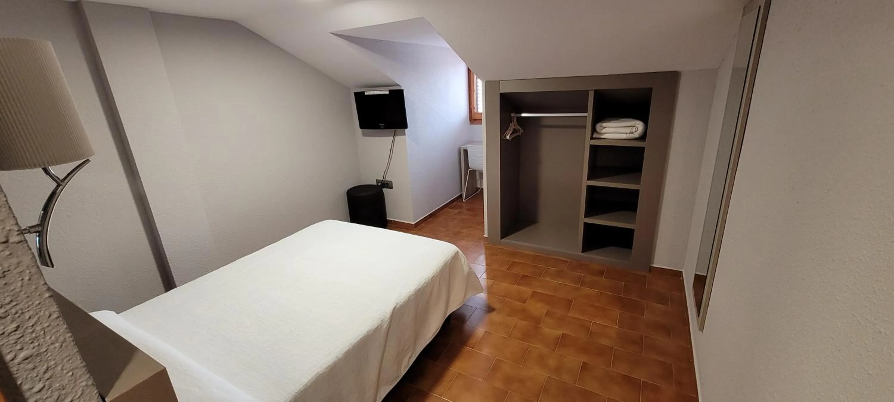 Photo of the whole room, Bed in Hotel Meson de L’Ainsa