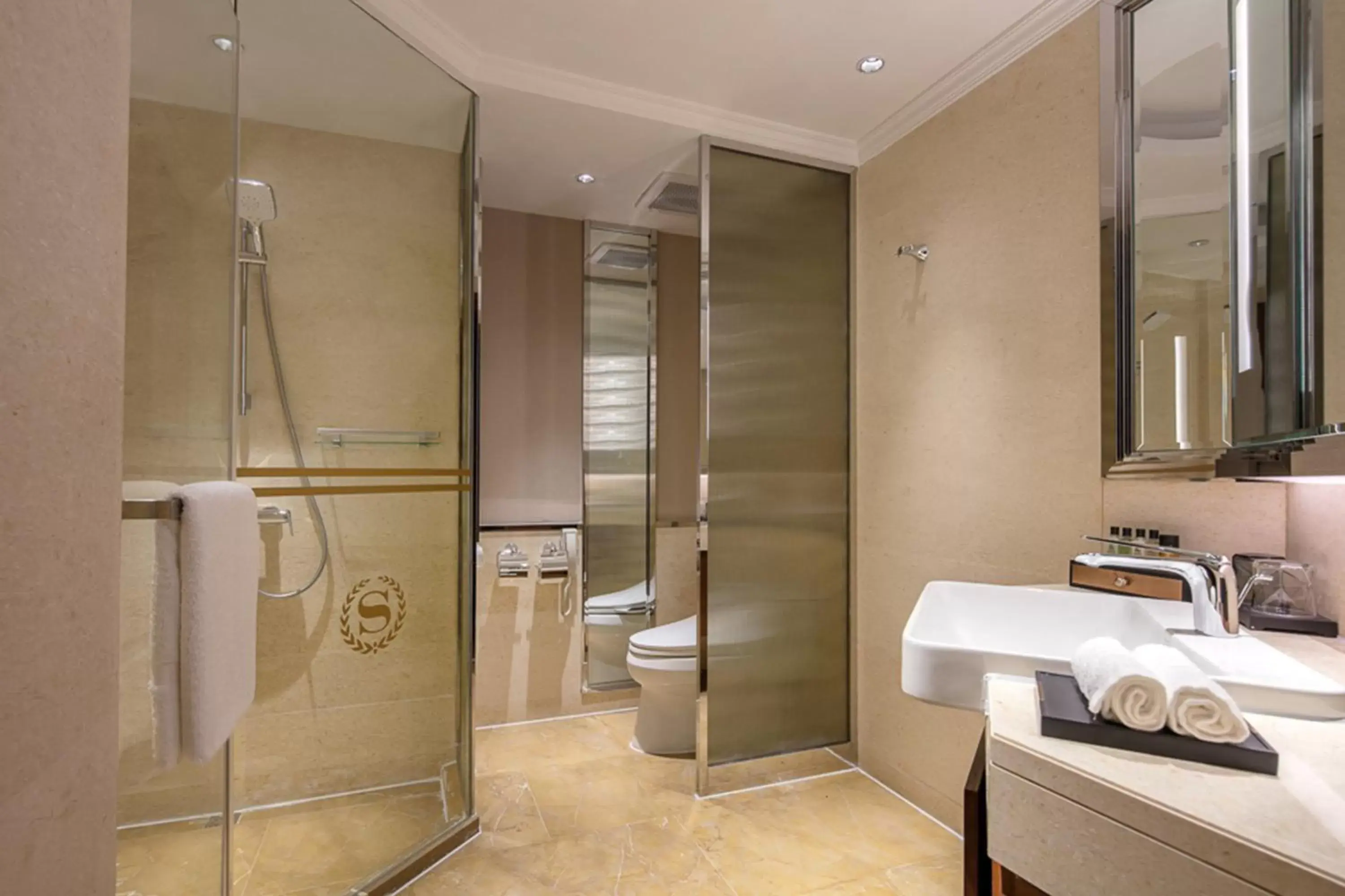 Bathroom in Sheraton Nanjing Kingsley Hotel & Towers