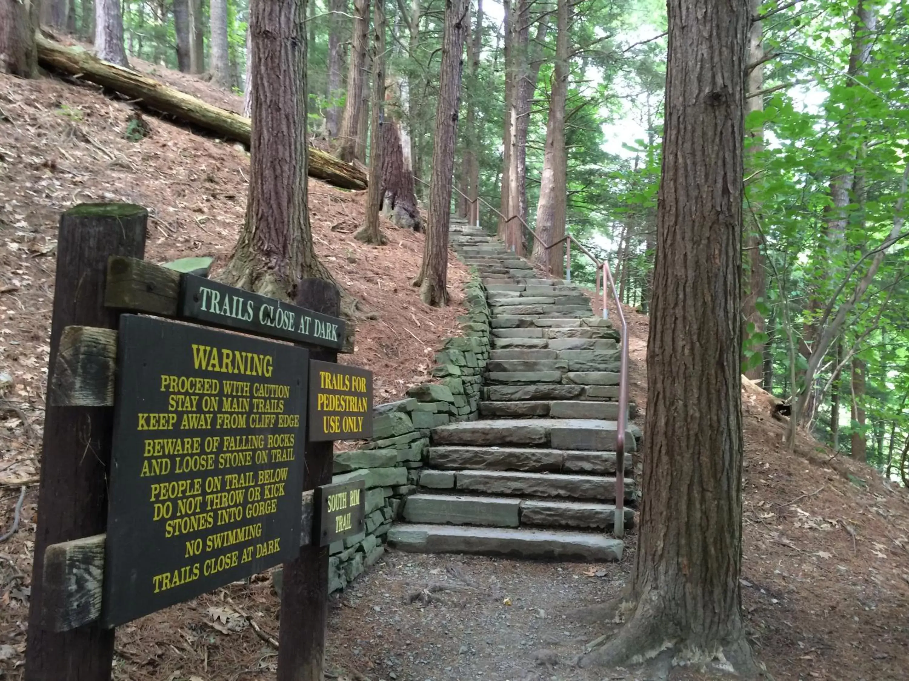 Nearby landmark, Logo/Certificate/Sign/Award in Inn at Taughannock Falls