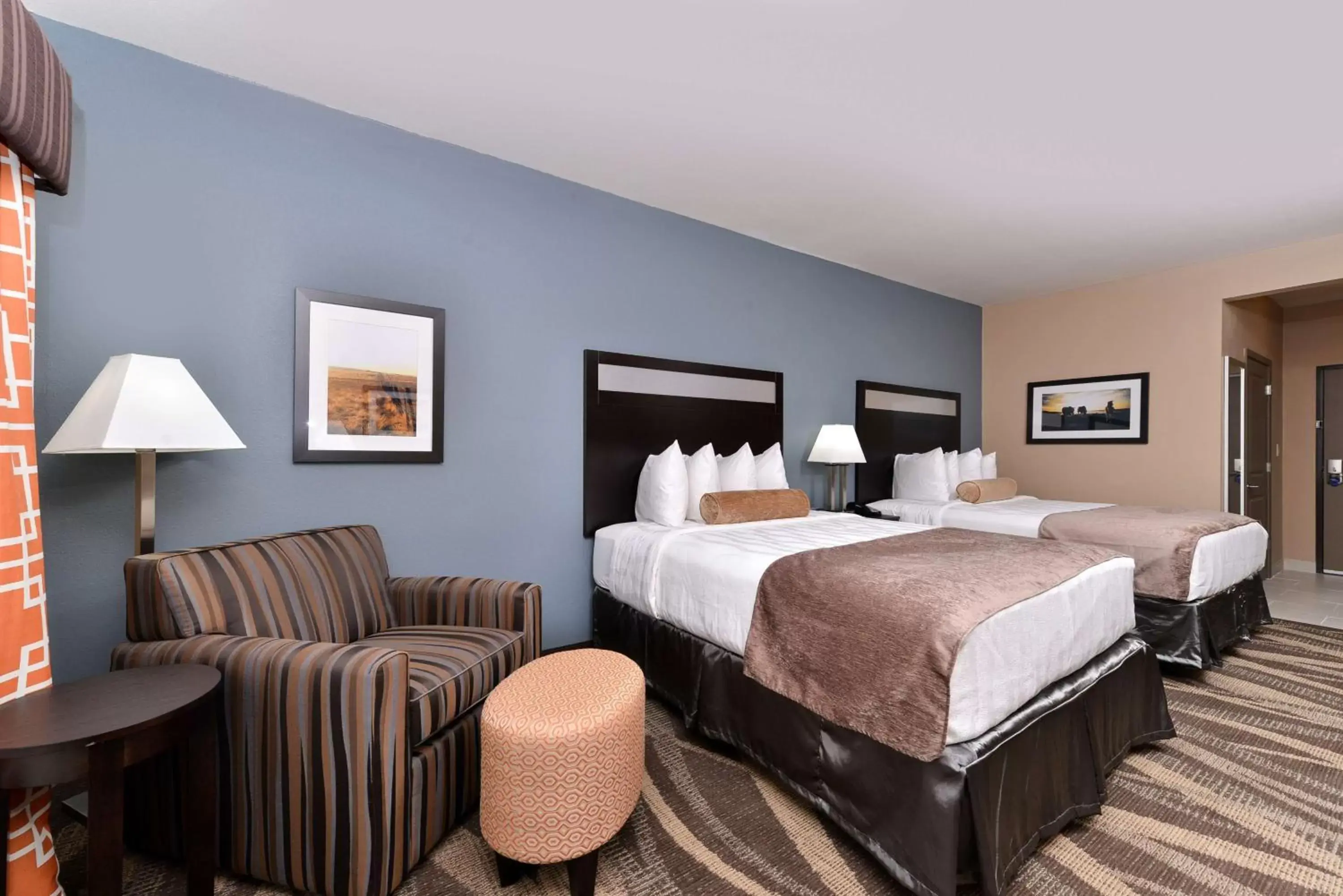 Queen Room with Two Queen Beds in Best Western Plus Lake Jackson Inn & Suites