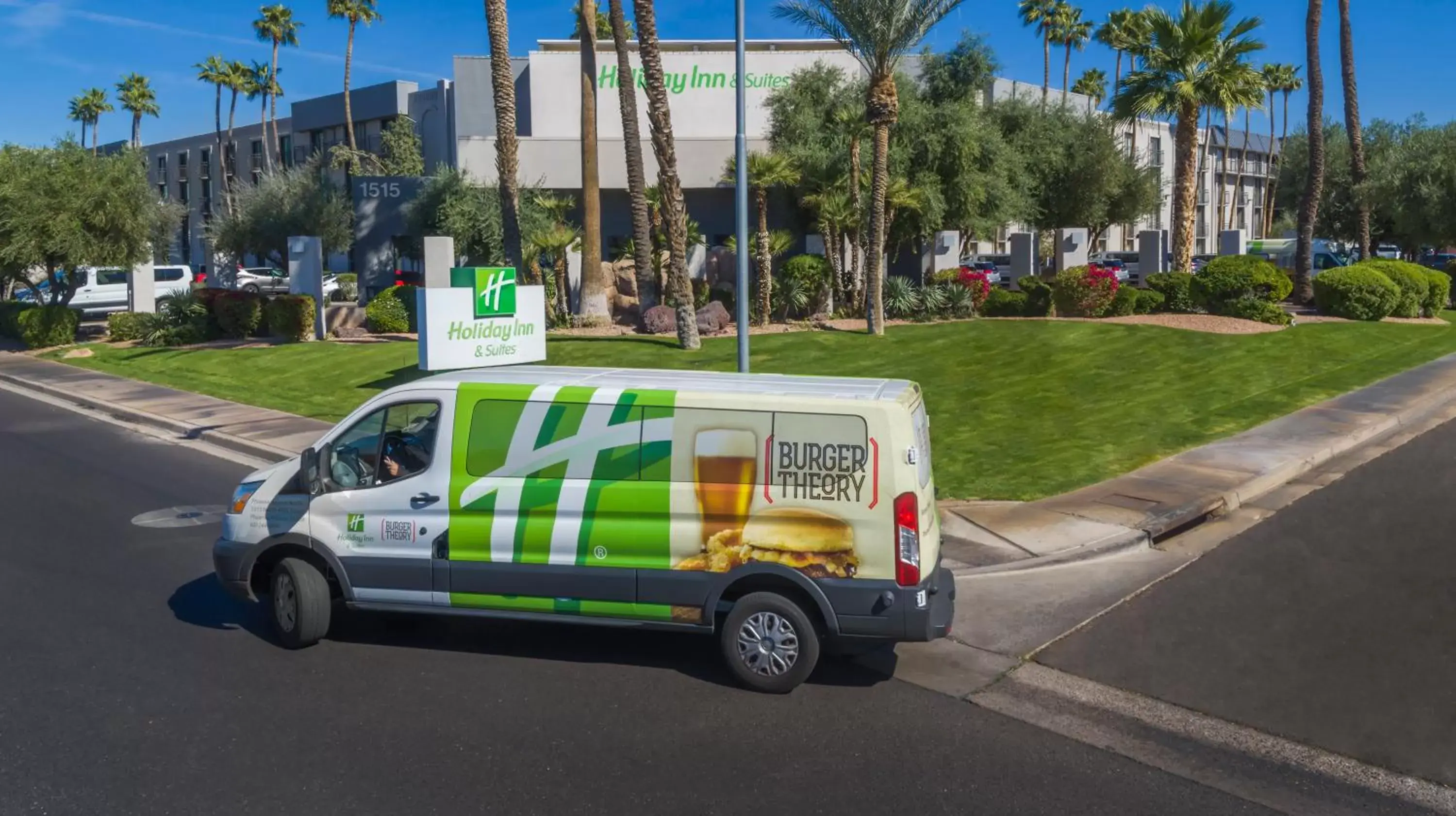 Lobby or reception in Holiday Inn and Suites Phoenix Airport North, an IHG Hotel