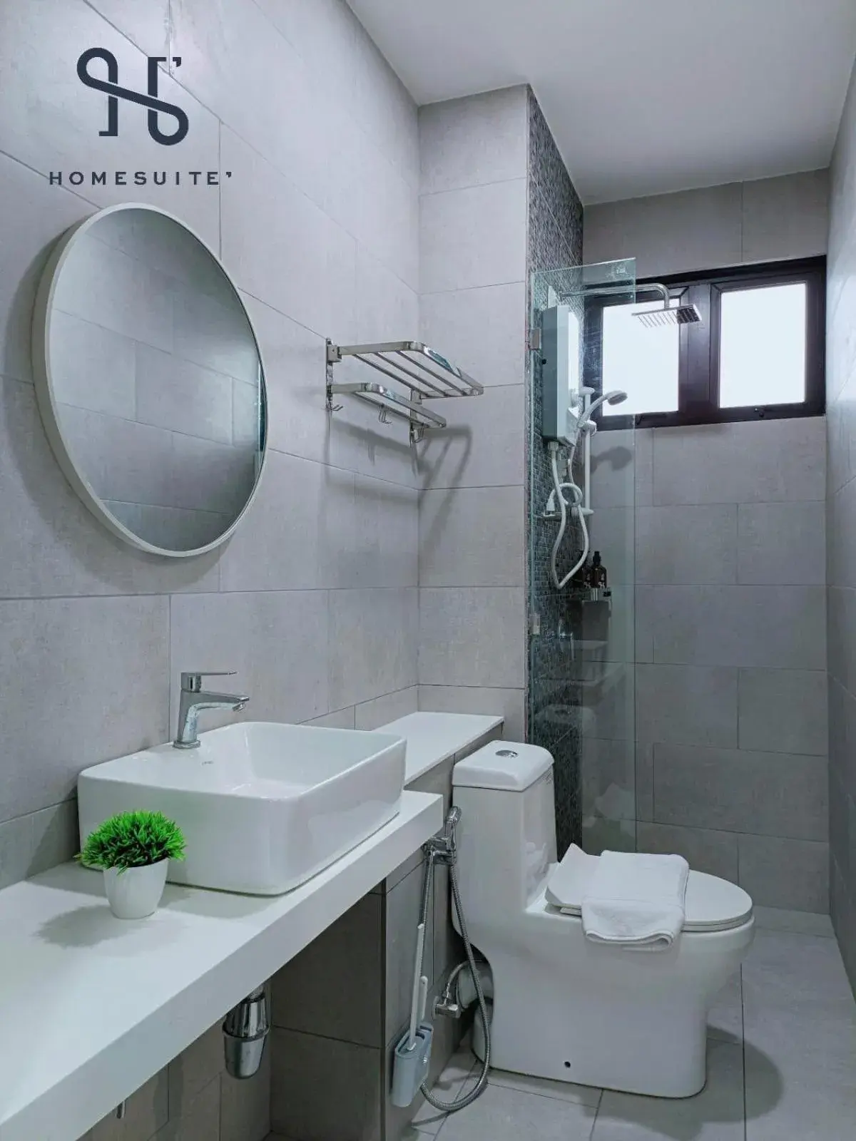 Bathroom in Homesuite' Home @ The Shore Kota Kinabalu