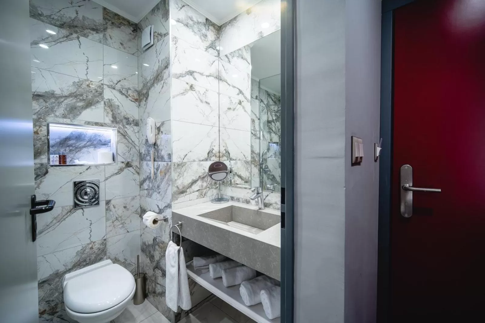 Bathroom in Saint George Hotel & Medical Spa