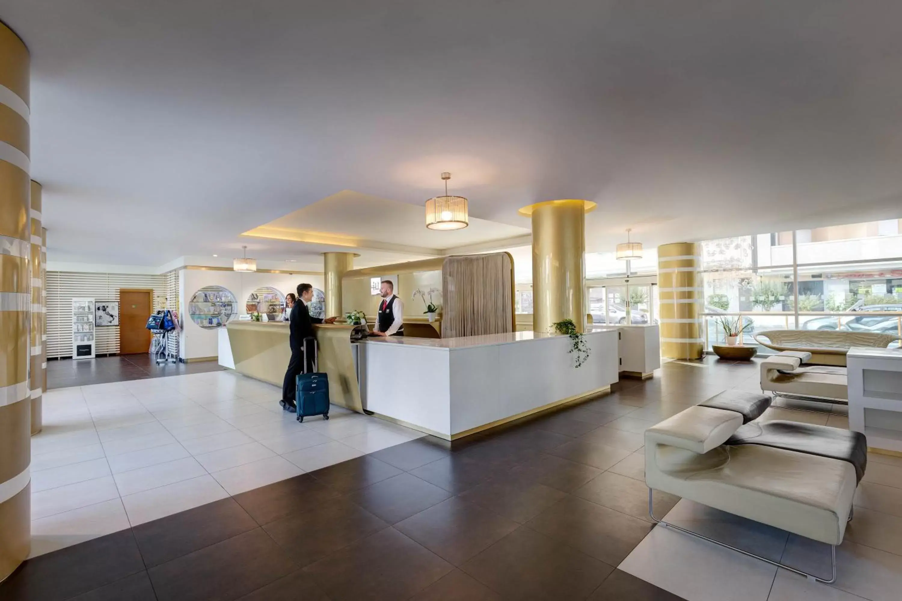 Lobby or reception in Idea Hotel Roma Z3