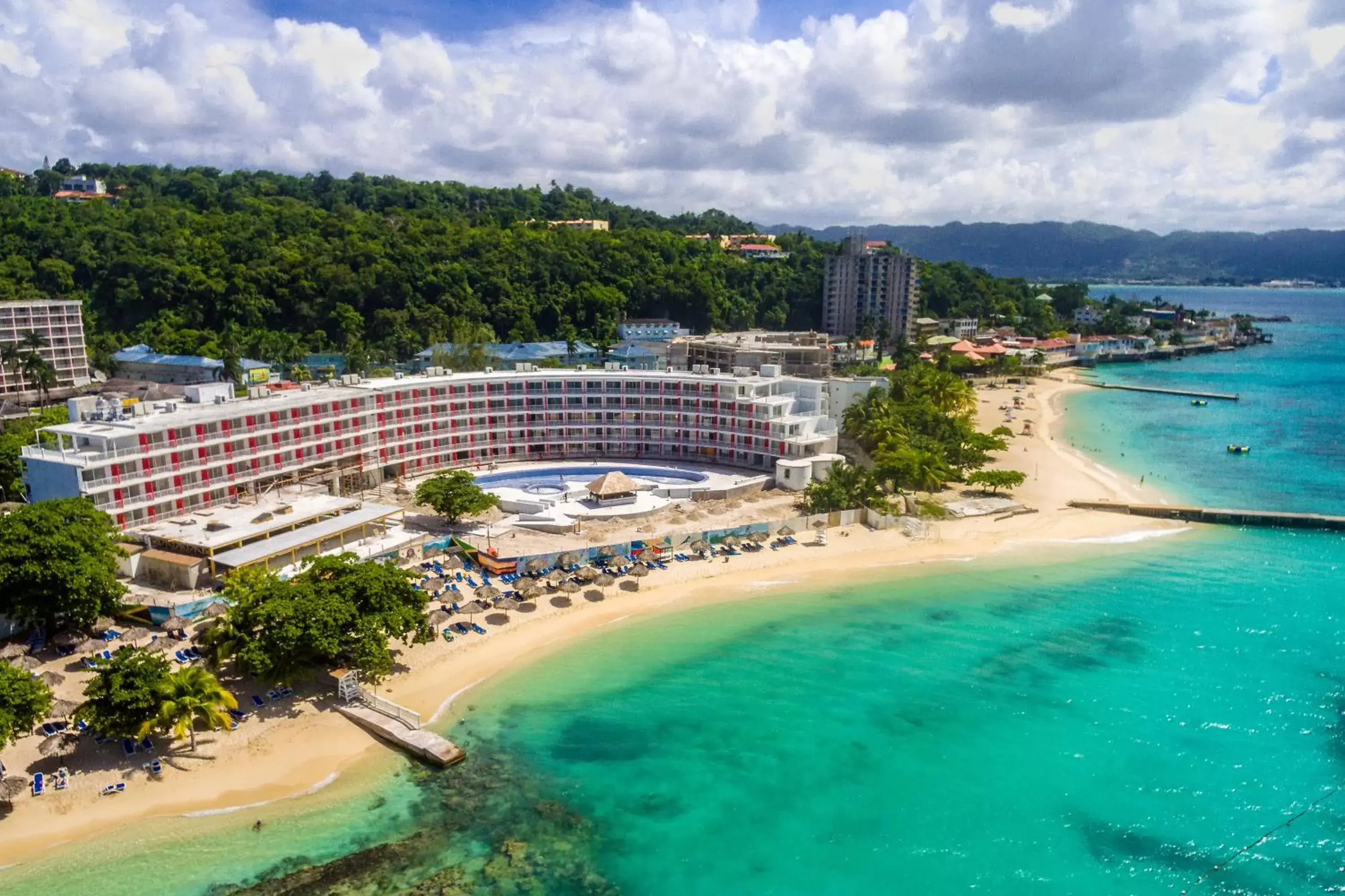 Facade/entrance, Bird's-eye View in Royal Decameron Cornwall Beach - All Inclusive