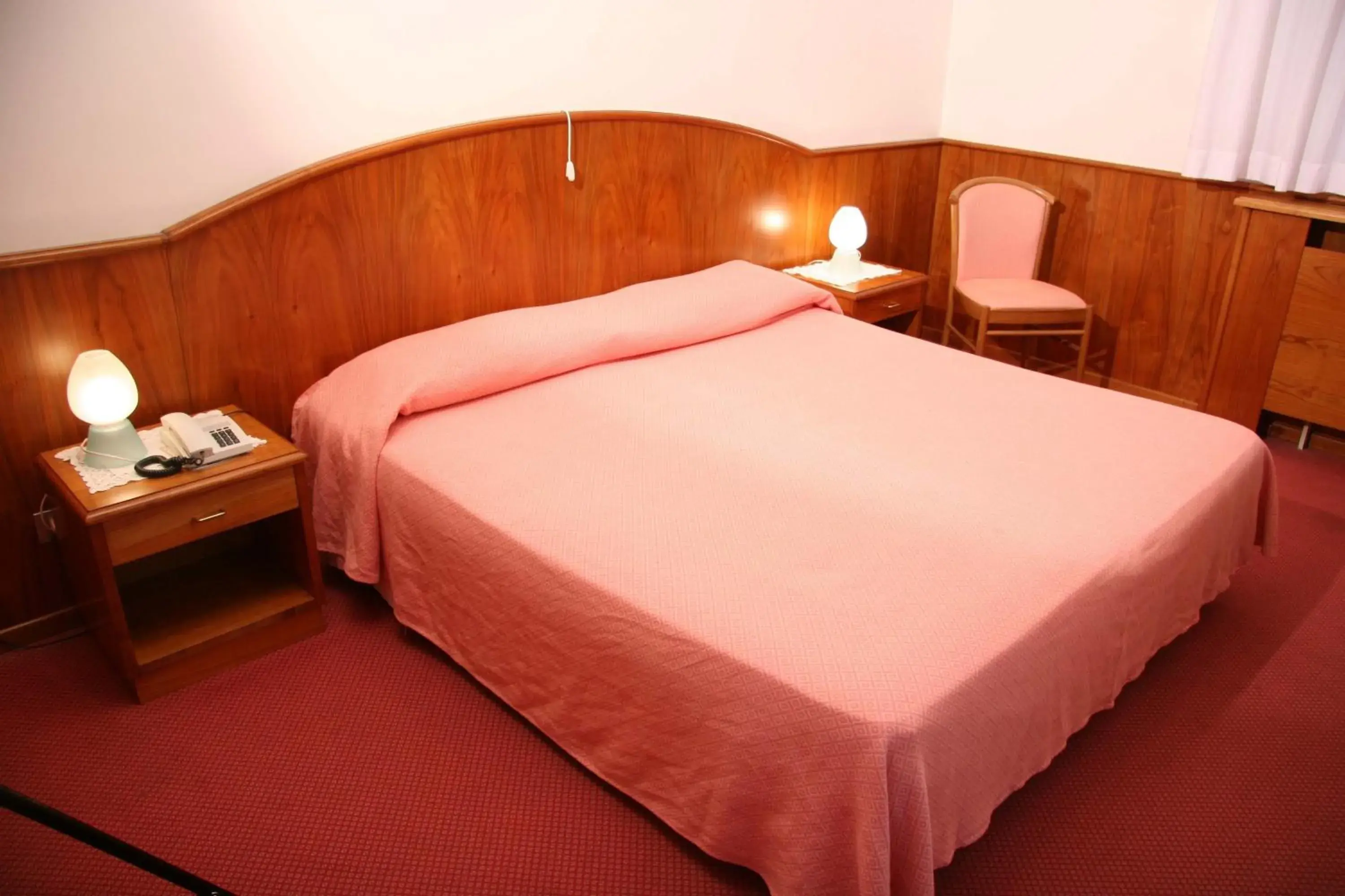 Photo of the whole room, Bed in Hotel Roma