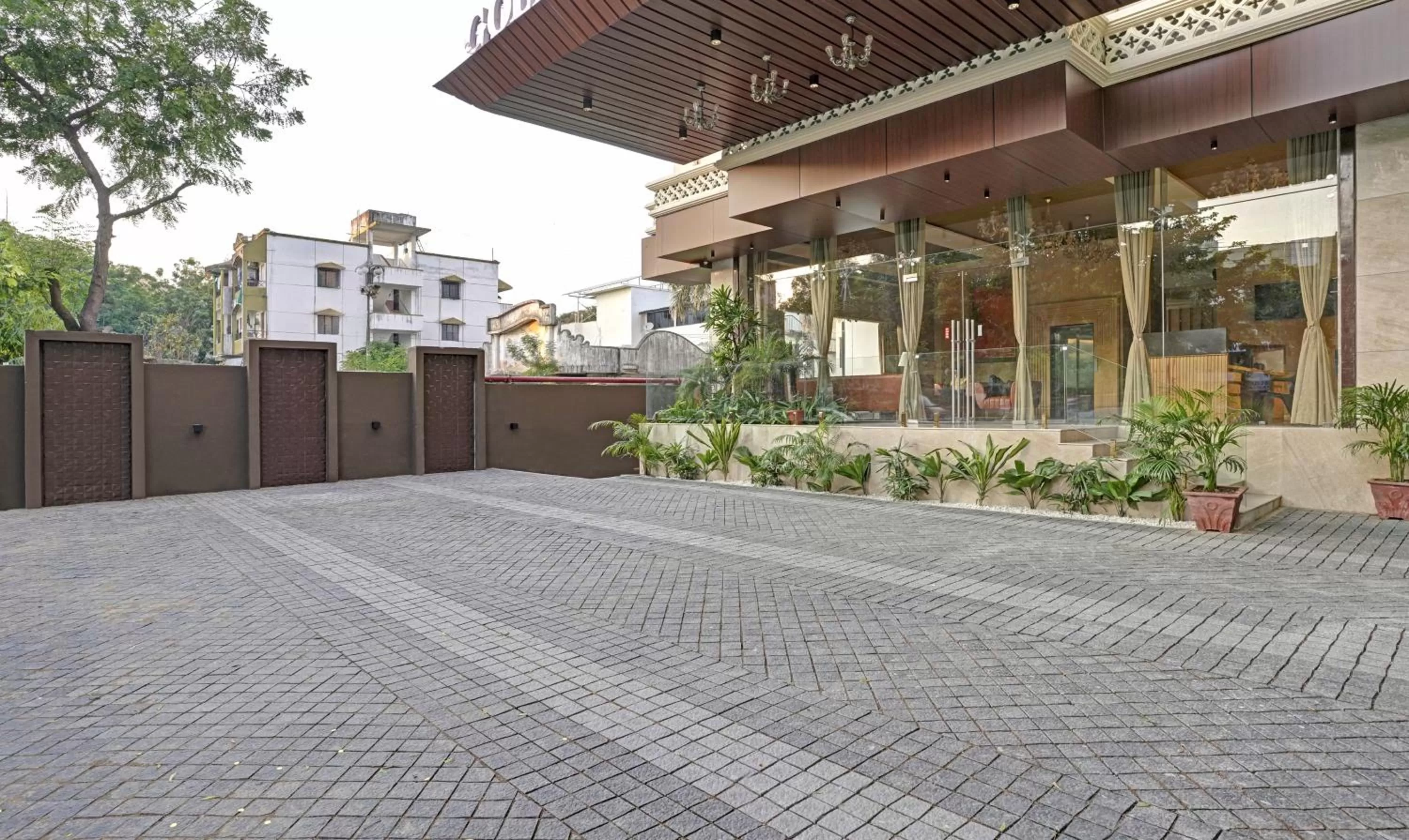 Property building in Treebo Premium Golden Bliss Trimurti Nagar Square