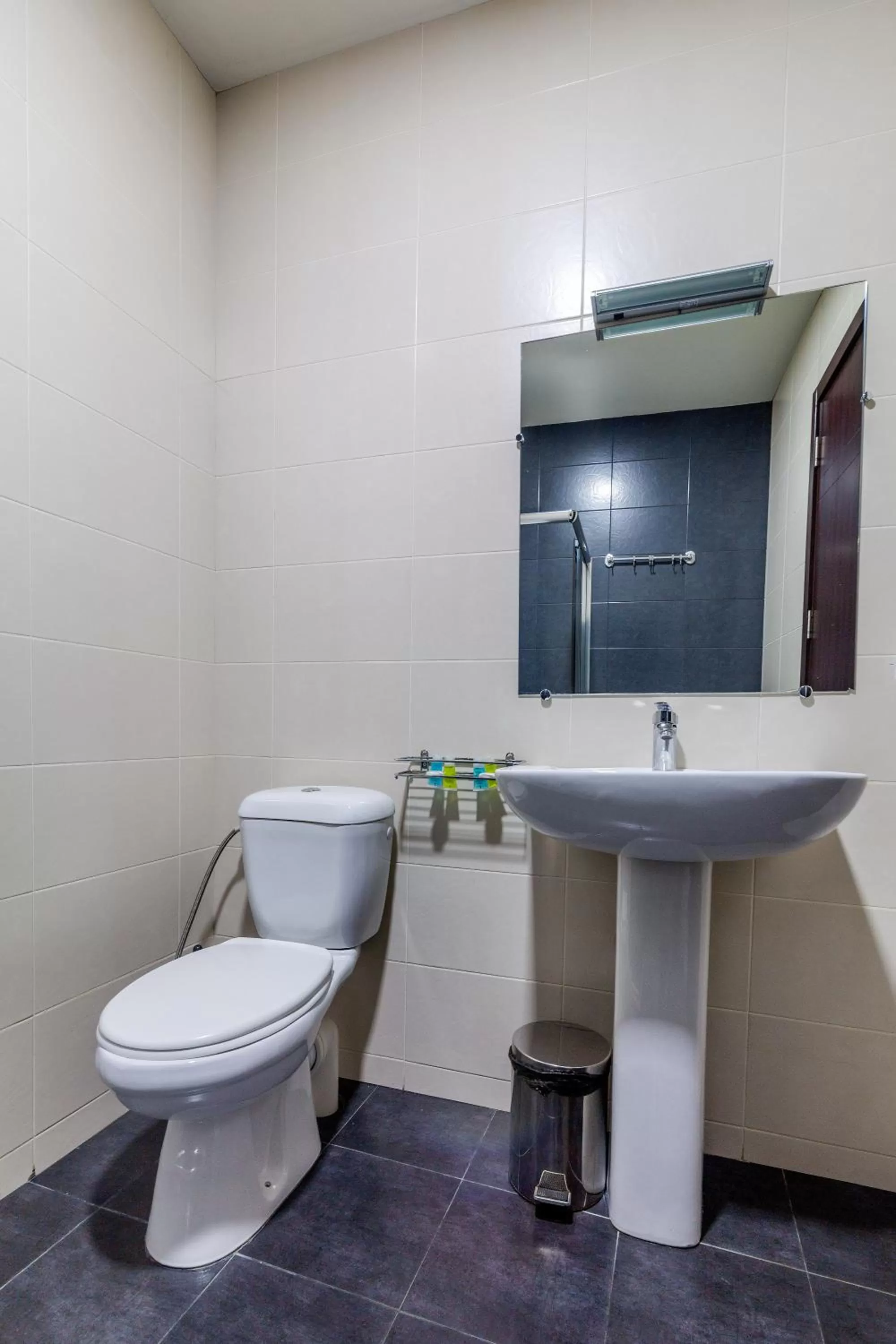 Toilet in Hotel Marlyn