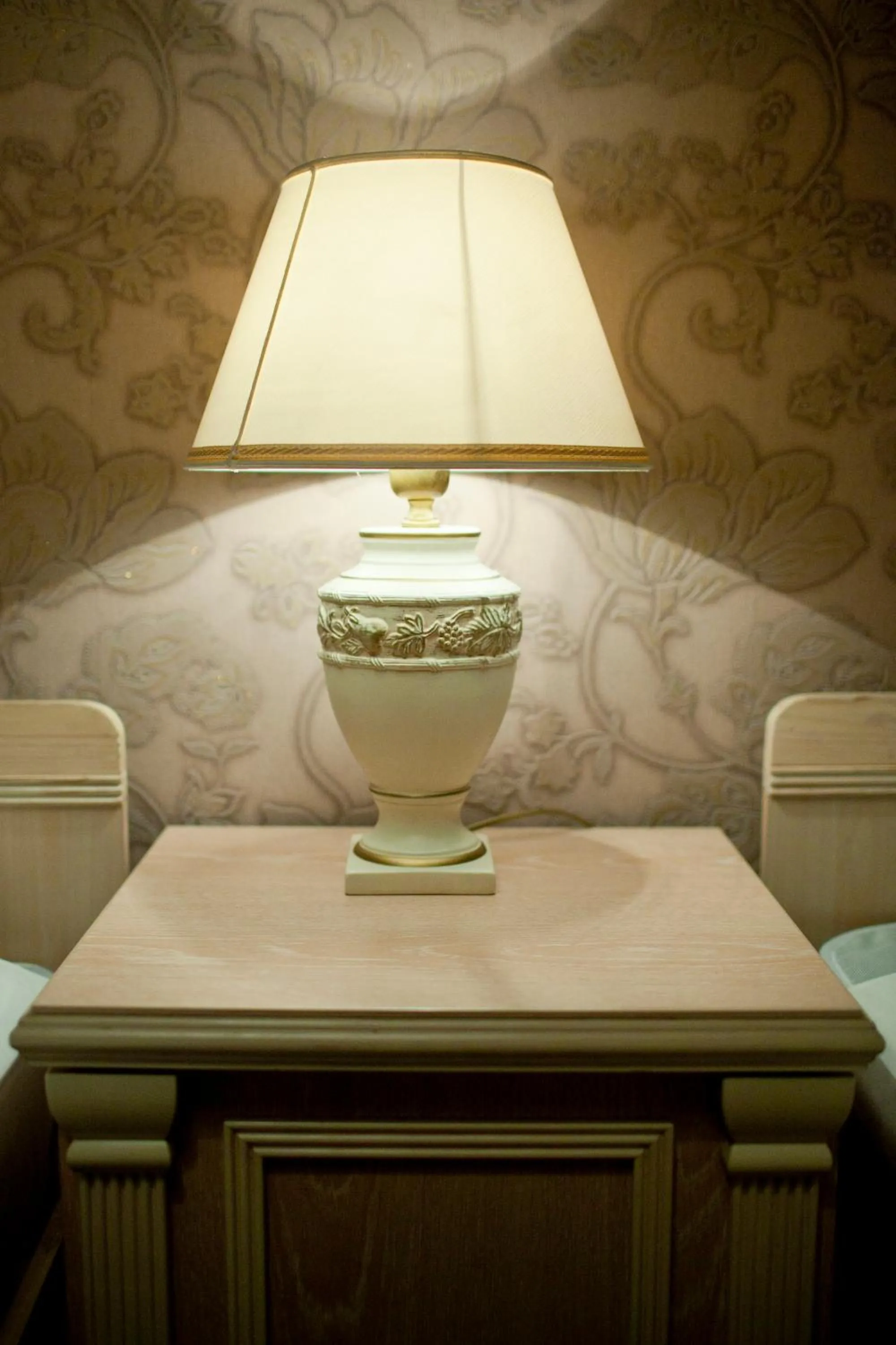 Decorative detail in Aparthotel Oberża