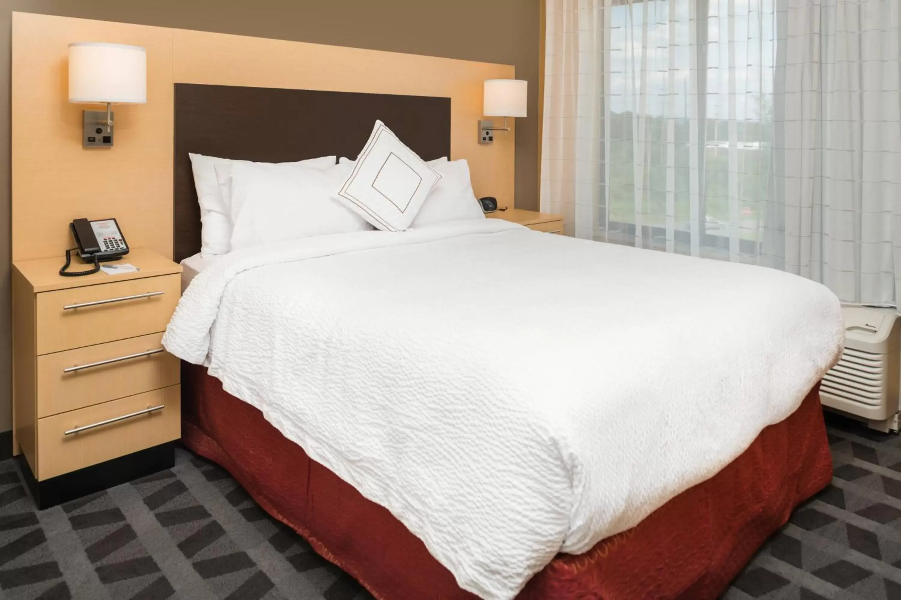 Bedroom, Bed in TownePlace Suites by Marriott New Hartford