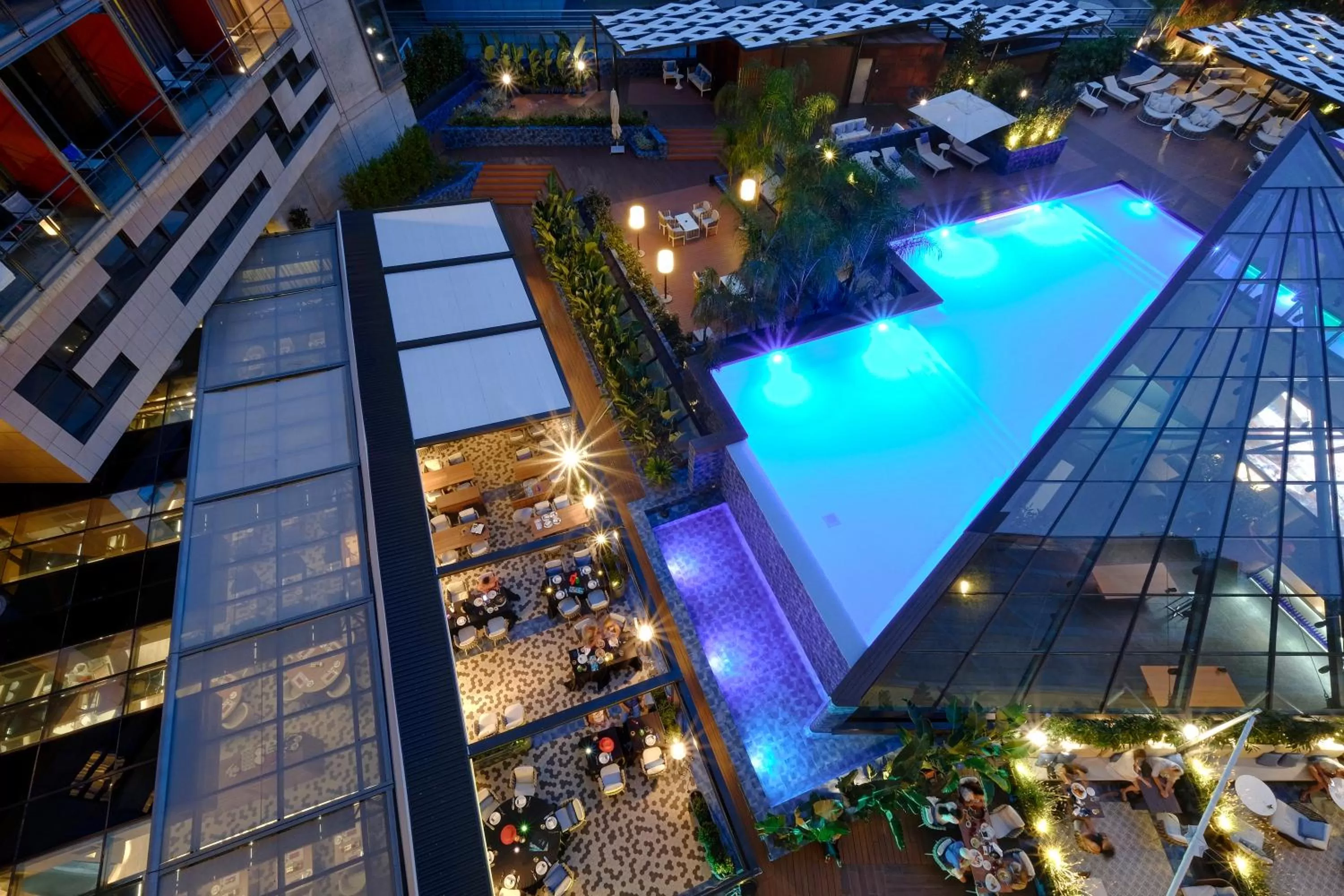 Restaurant/places to eat in Sofitel Barcelona Skipper