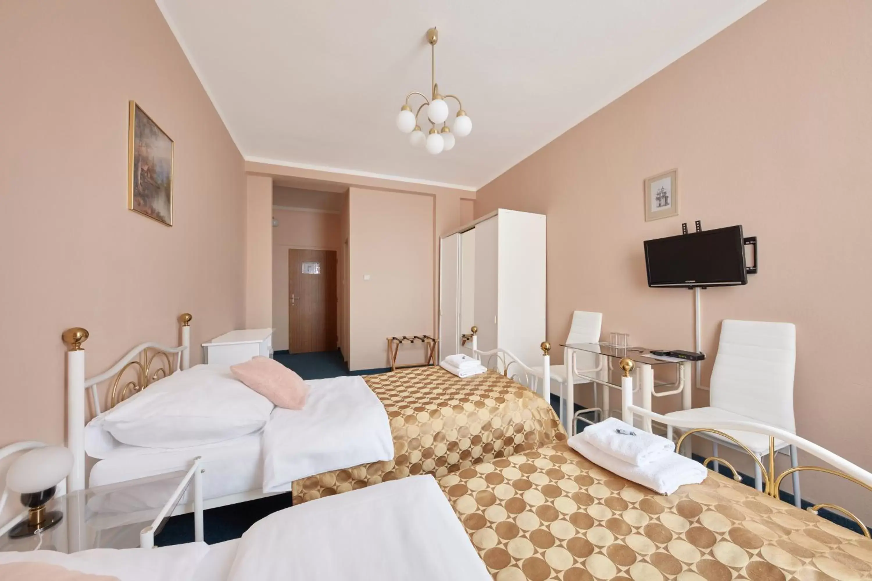 Standard Twin Room in Hotel Roosevelt Standard Twin Room in Hotel Roosevelt