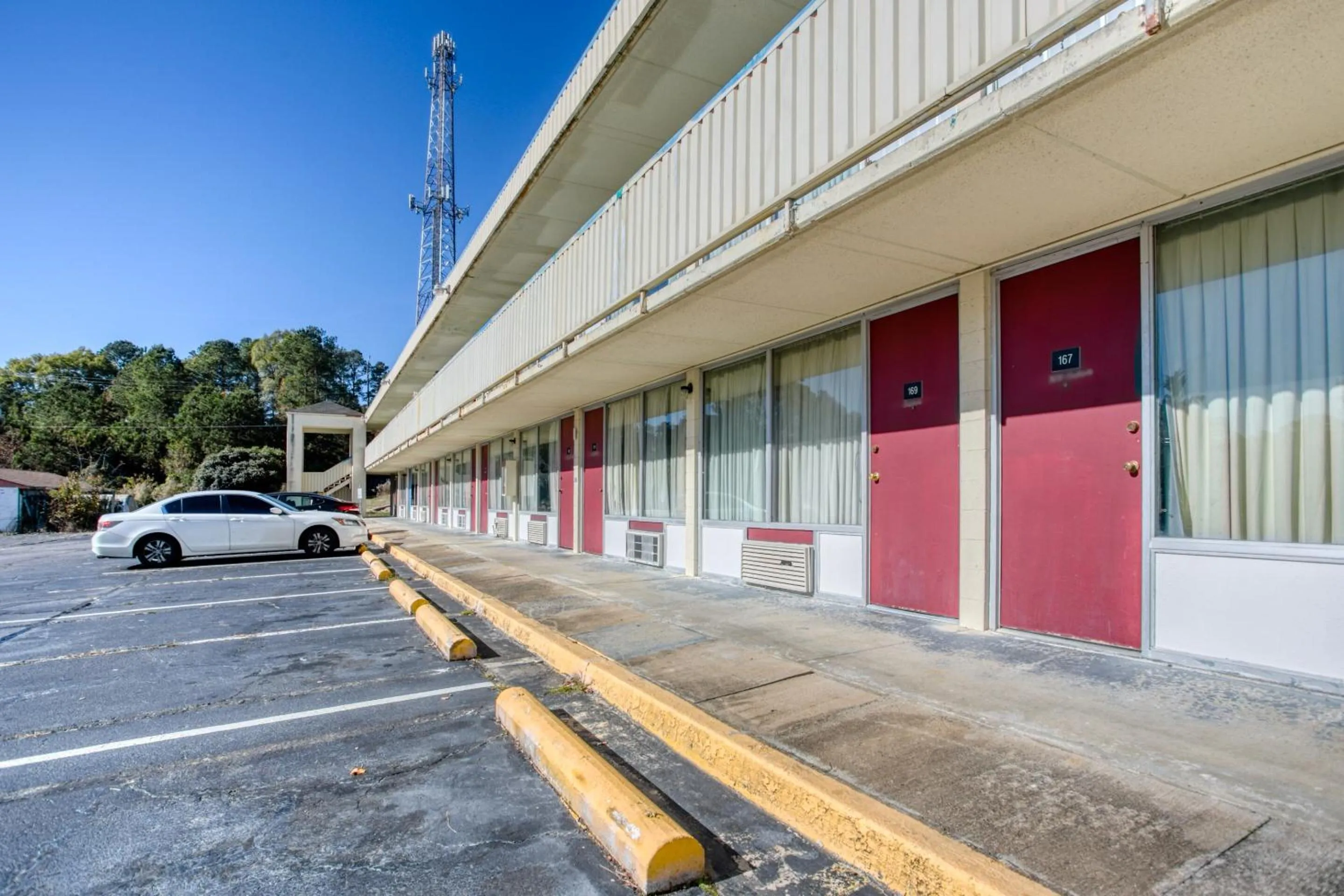 On site in OYO Hotel Petersburg VA - Templeton