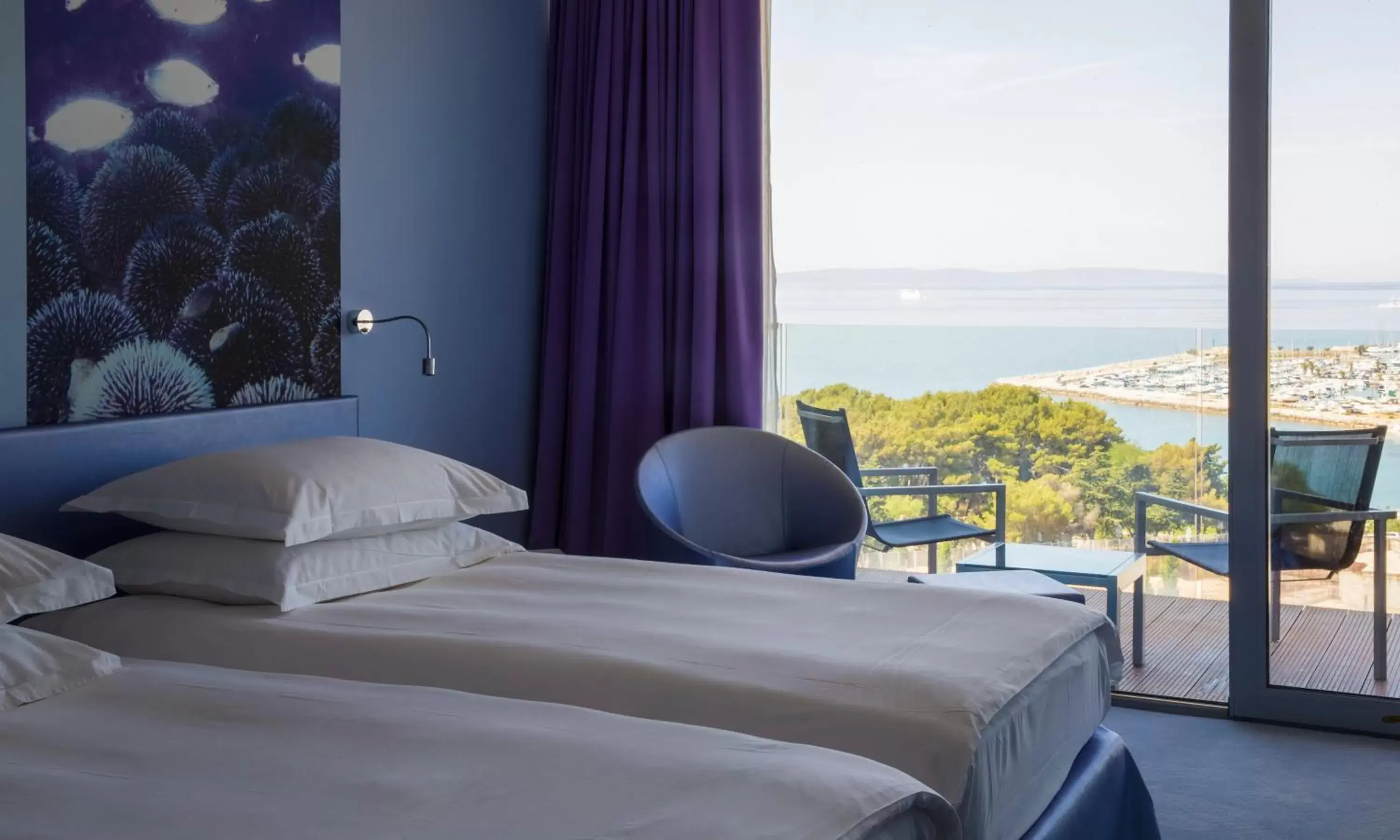 Bed in Radisson Blu Resort & Spa