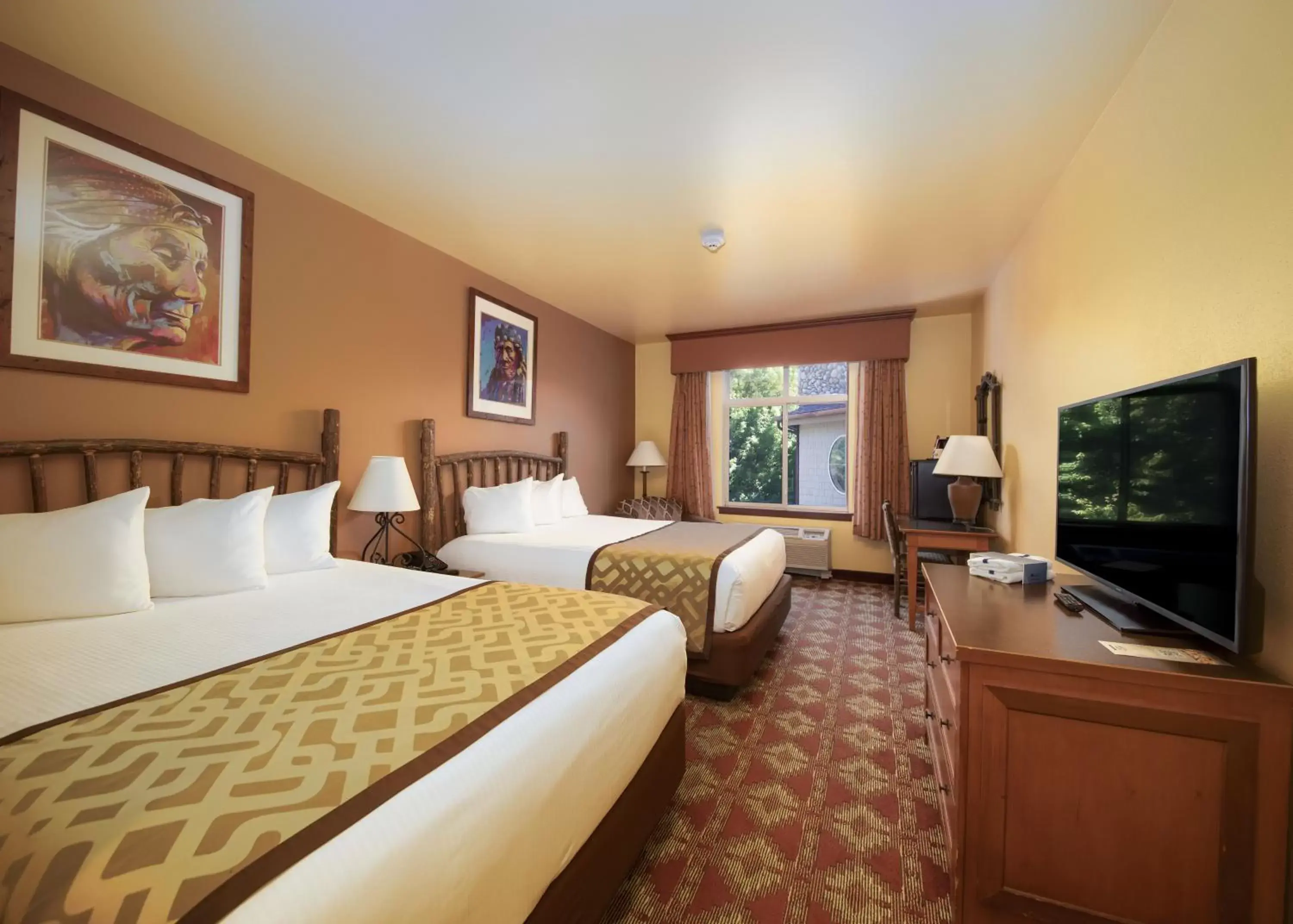 Bedroom in Coeur D'Alene Casino Resort Hotel