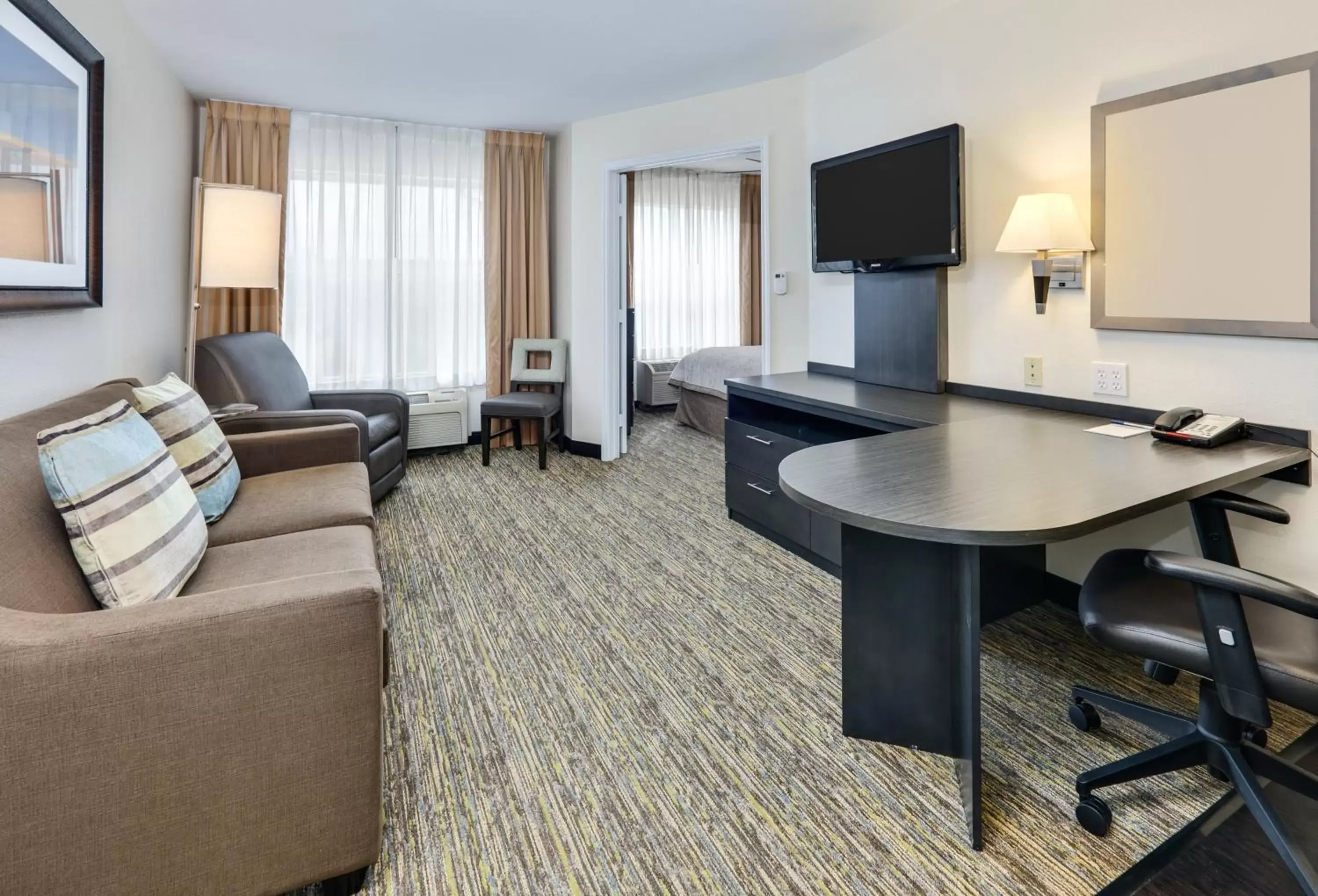 Photo of the whole room, Seating Area in Candlewood Suites Dallas Market Center-Love Field, an IHG Hotel