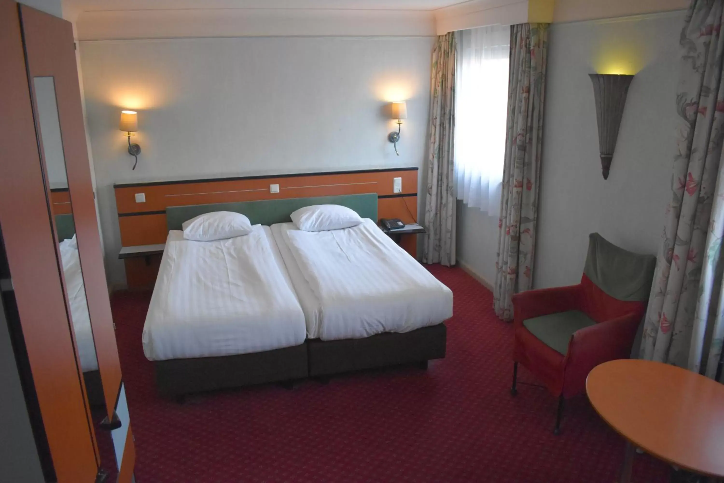 Bedroom, Bed in Fletcher Hotel-Restaurant Kasteel Erenstein Bedroom, Bed in Fletcher Hotel-Restaurant Kasteel Erenstein
