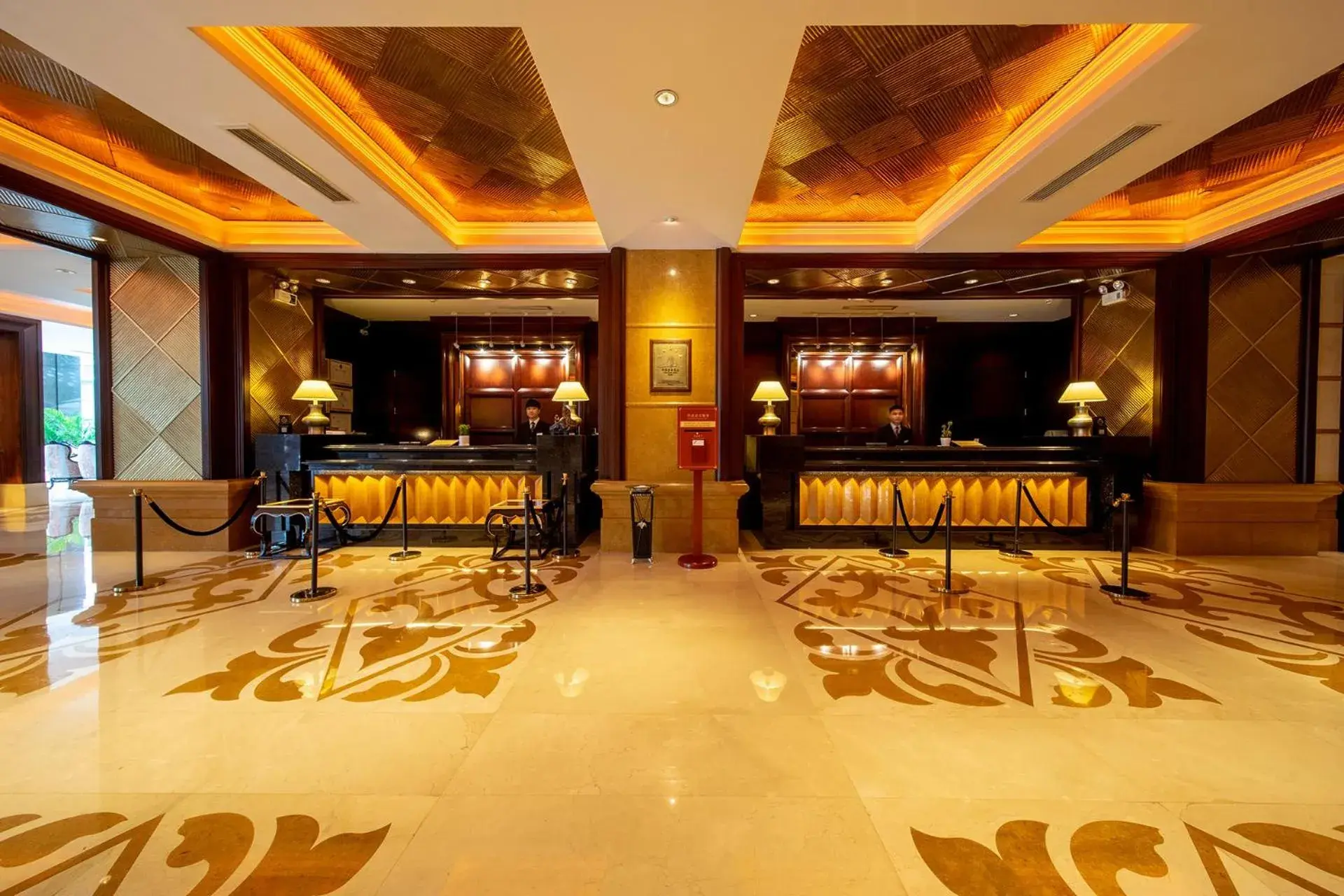 Lobby or reception in Grand International Hotel