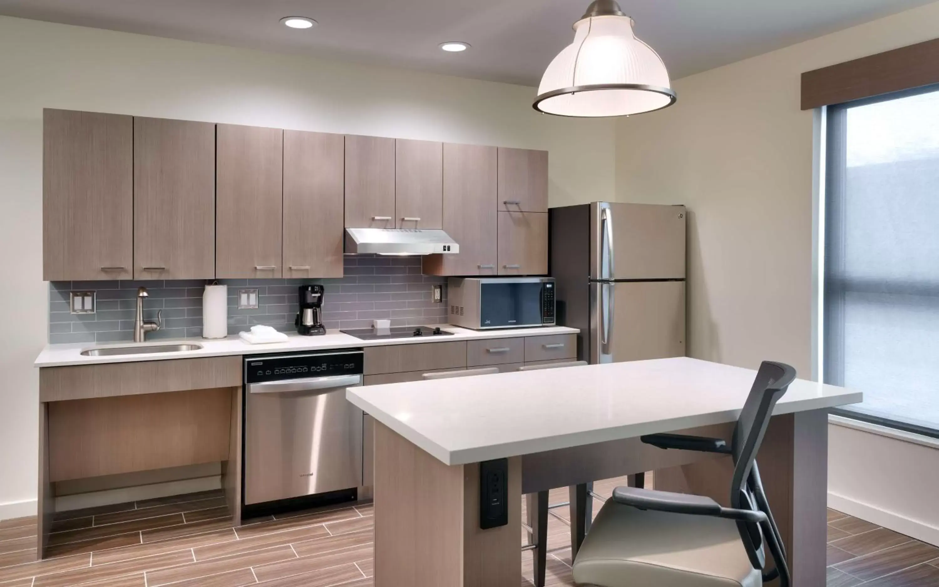 Photo of the whole room, Kitchen/Kitchenette in Hyatt House Provo/Pleasant Grove