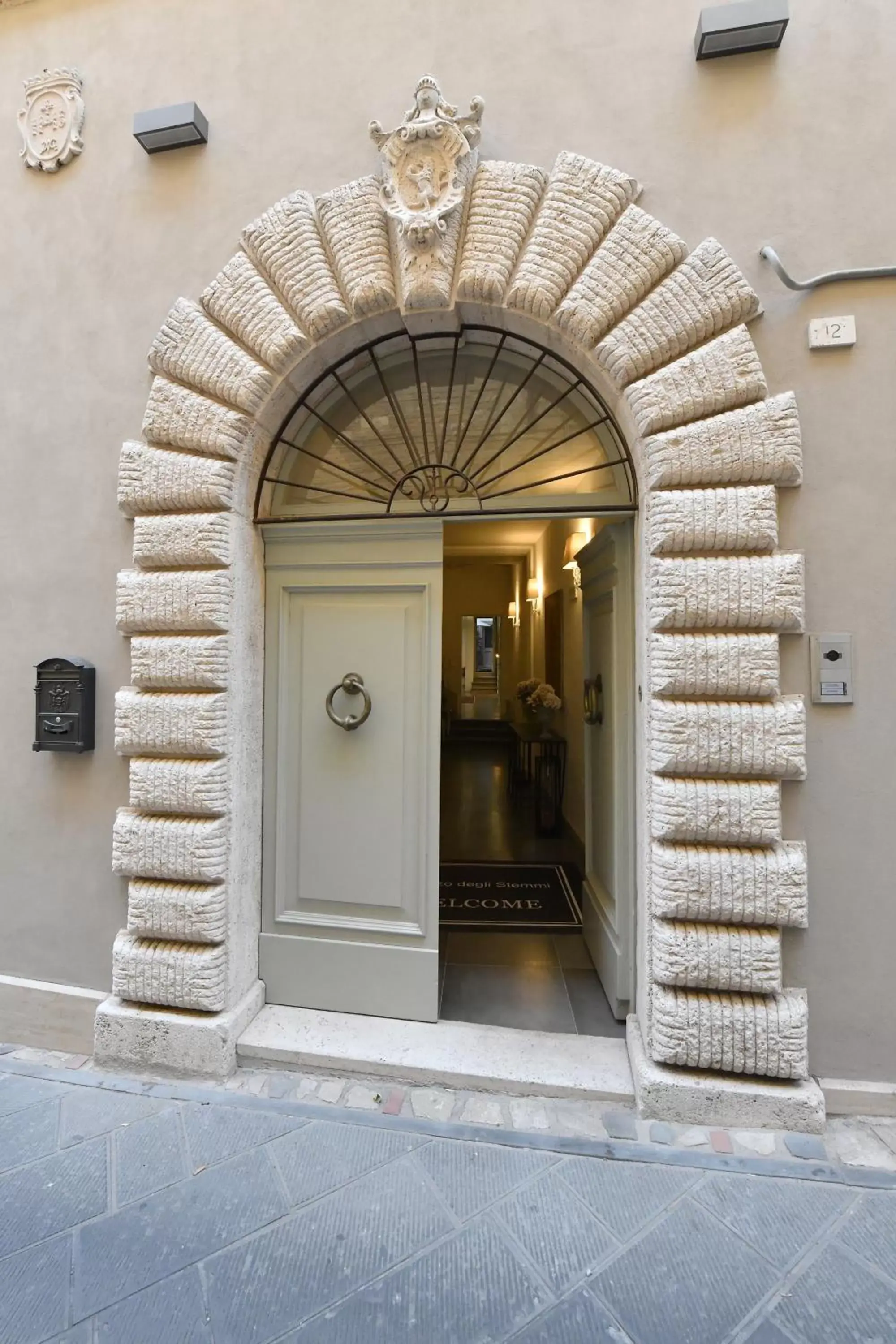 Facade/entrance in Palazzo degli Stemmi