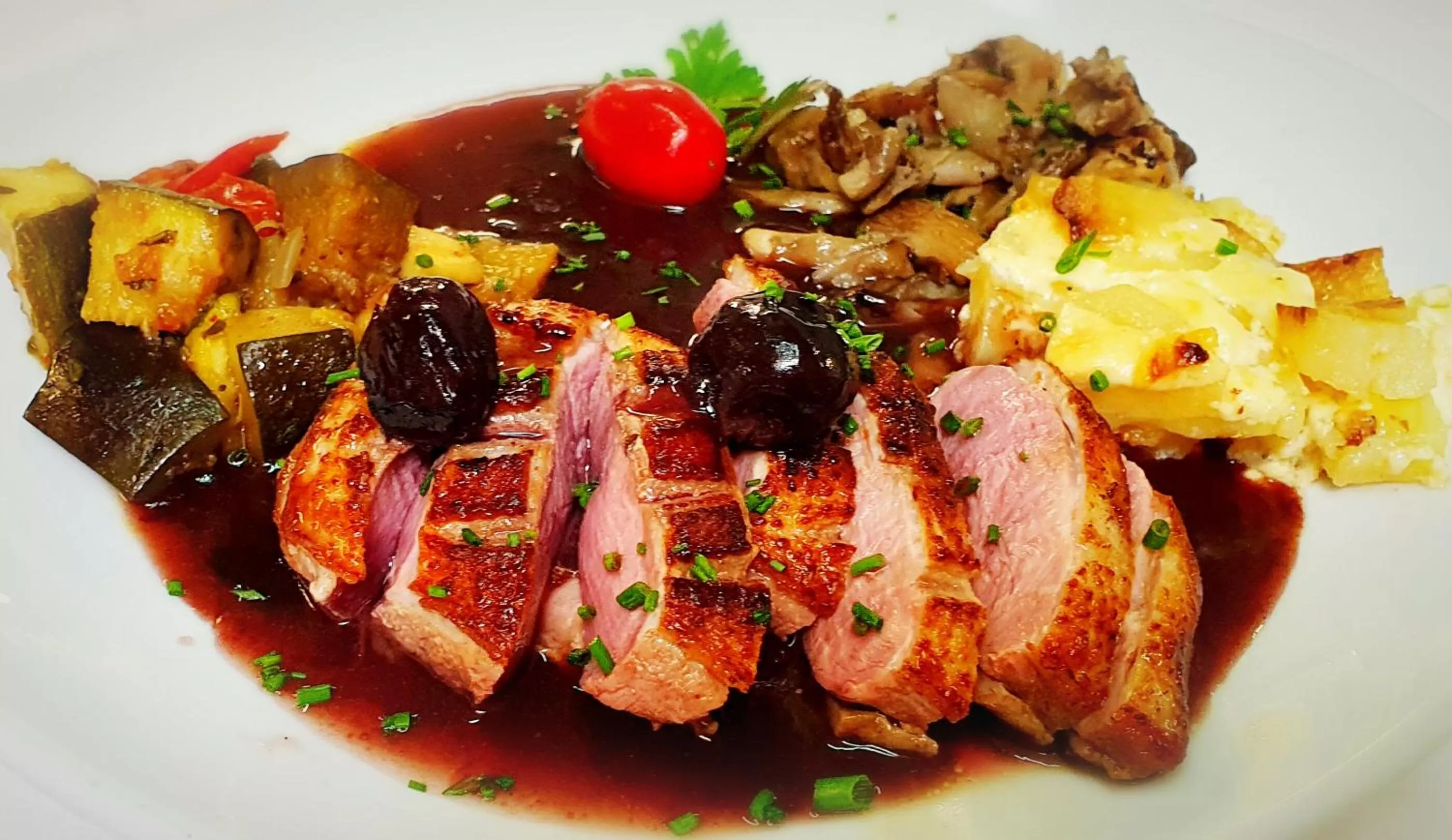 Lunch in Hôtel Restaurant Ferme de la Grande Cour