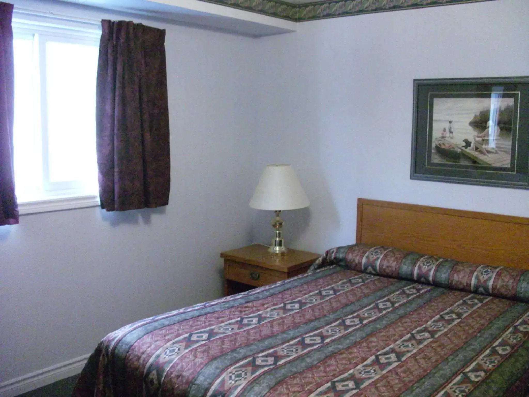 Bed in Travelodge by Wyndham Port Elgin