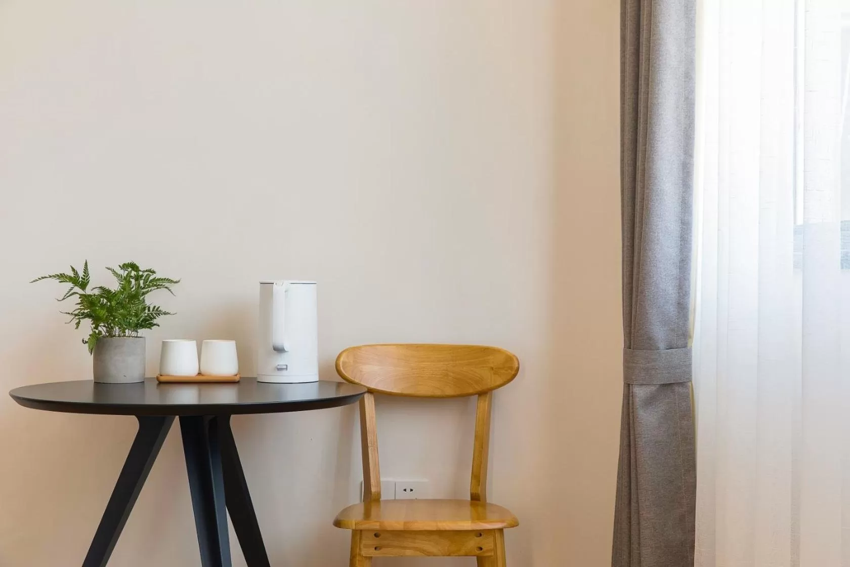 Dining area, Seating Area in Wander Hostel