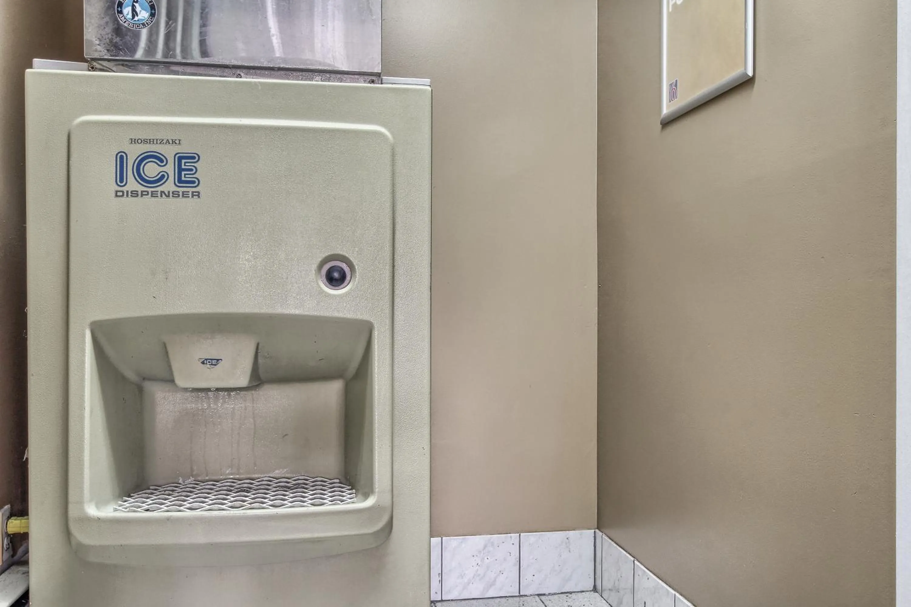 Other in Motel 6-Windsor, ON