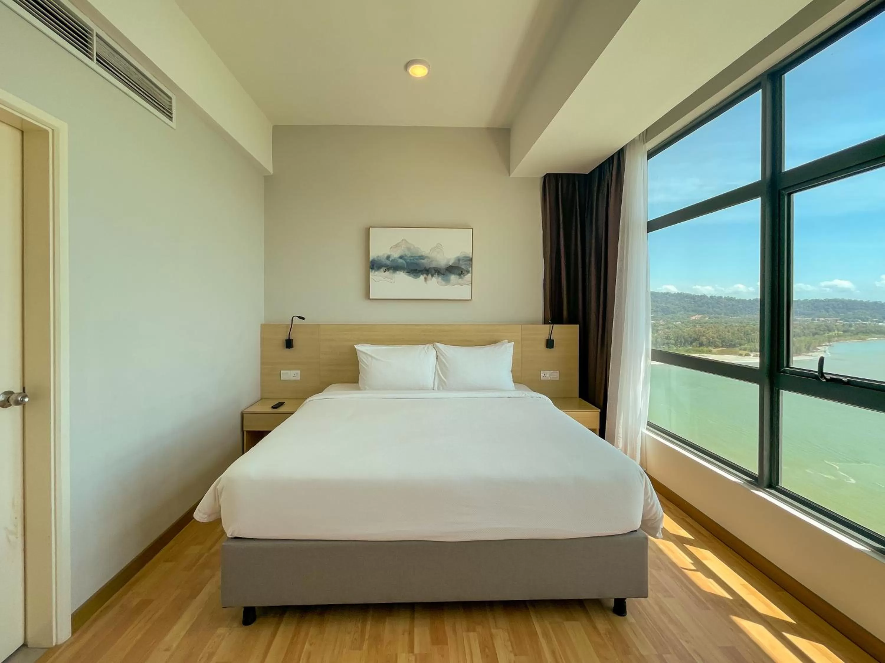 Bedroom, Bed in Swiss-Belhotel Kuantan