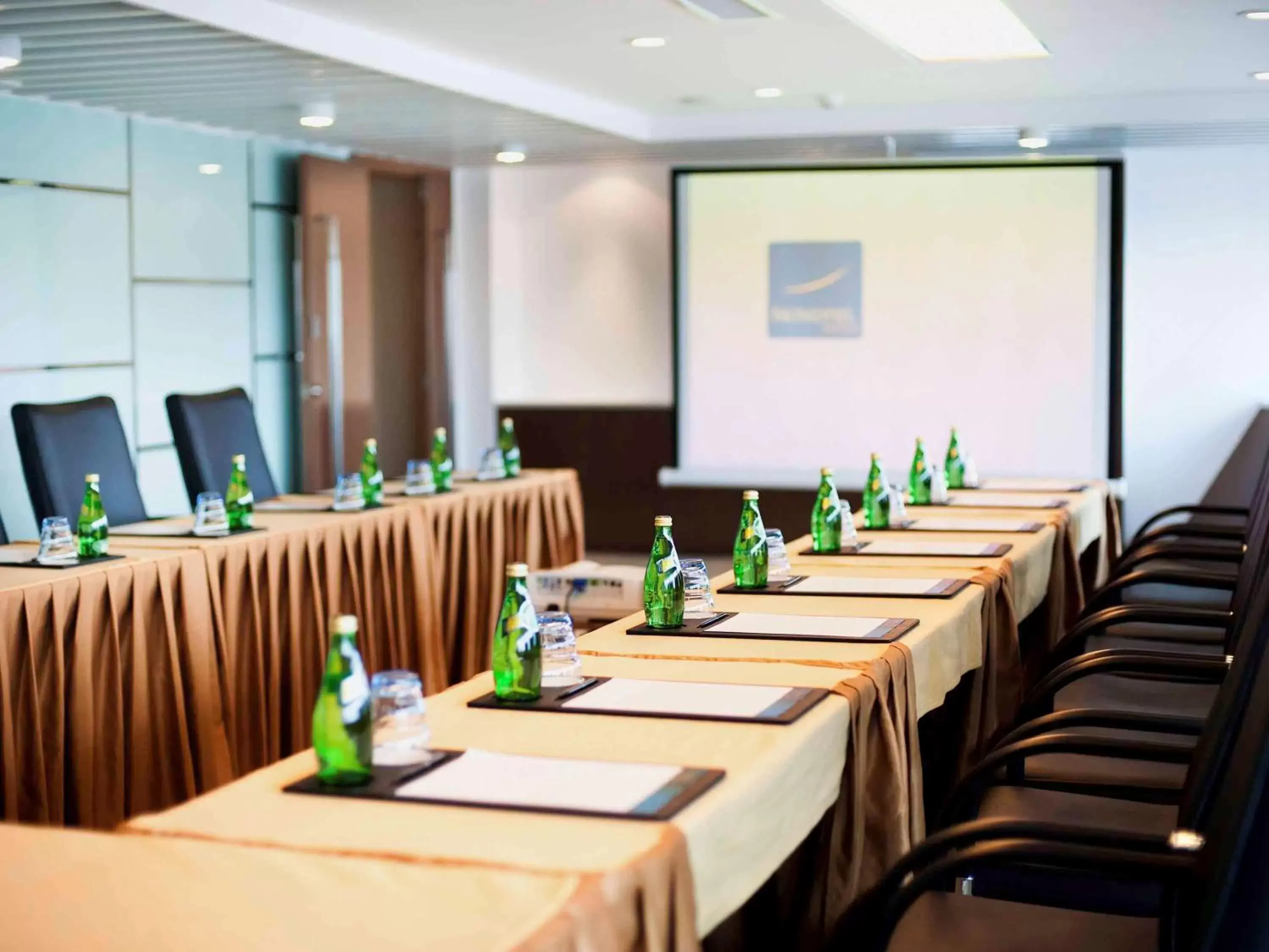 On site, Business Area/Conference Room in Novotel Guiyang Downtown