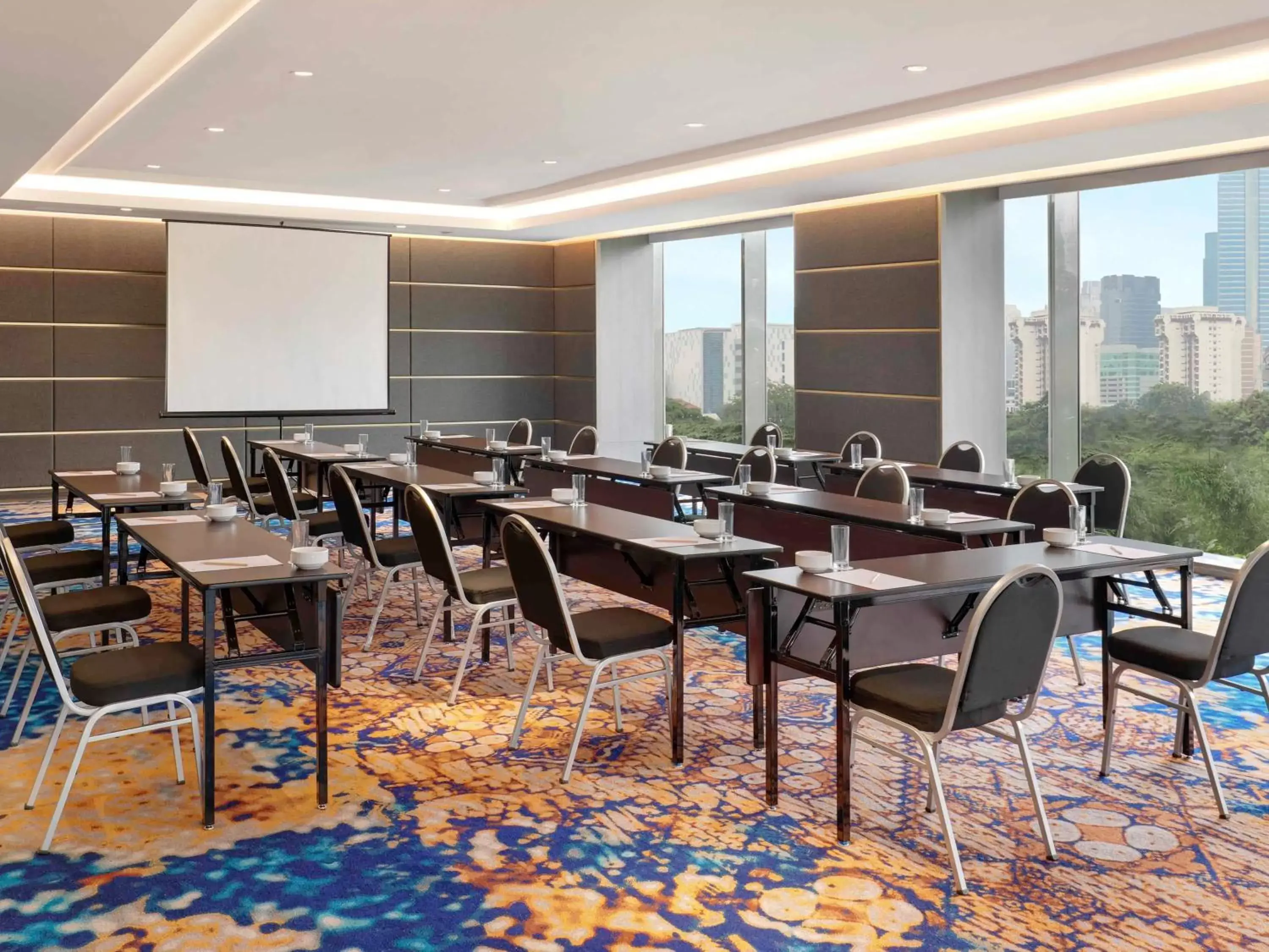 Meeting/conference room in Mercure Jakarta Gatot Subroto