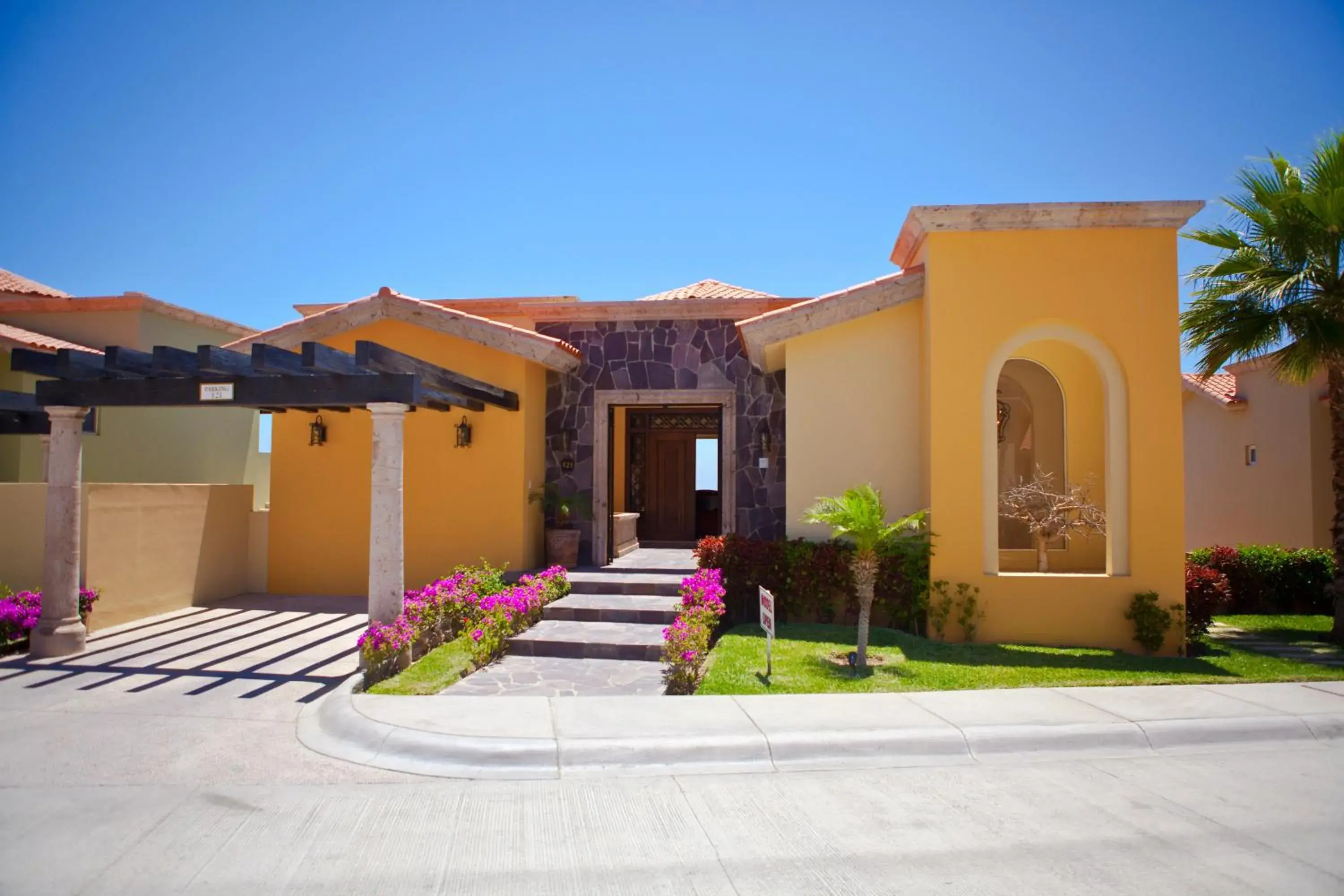 Facade/entrance in Pueblo Bonito Montecristo Luxury Villas - All Inclusive