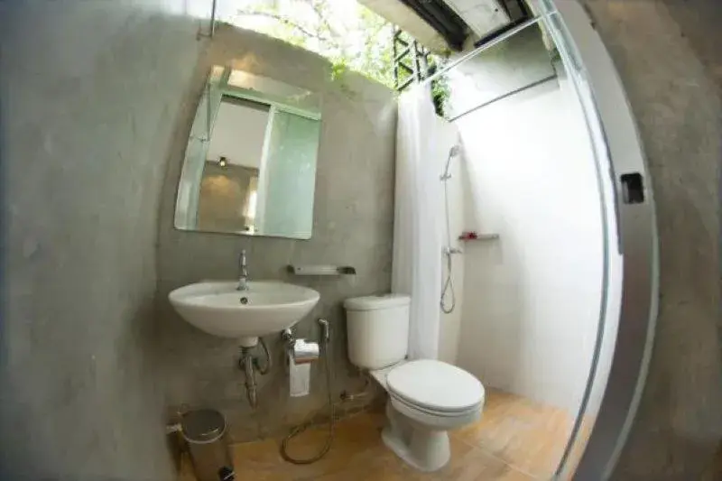 Bathroom in Hern Lhin Natural Resort