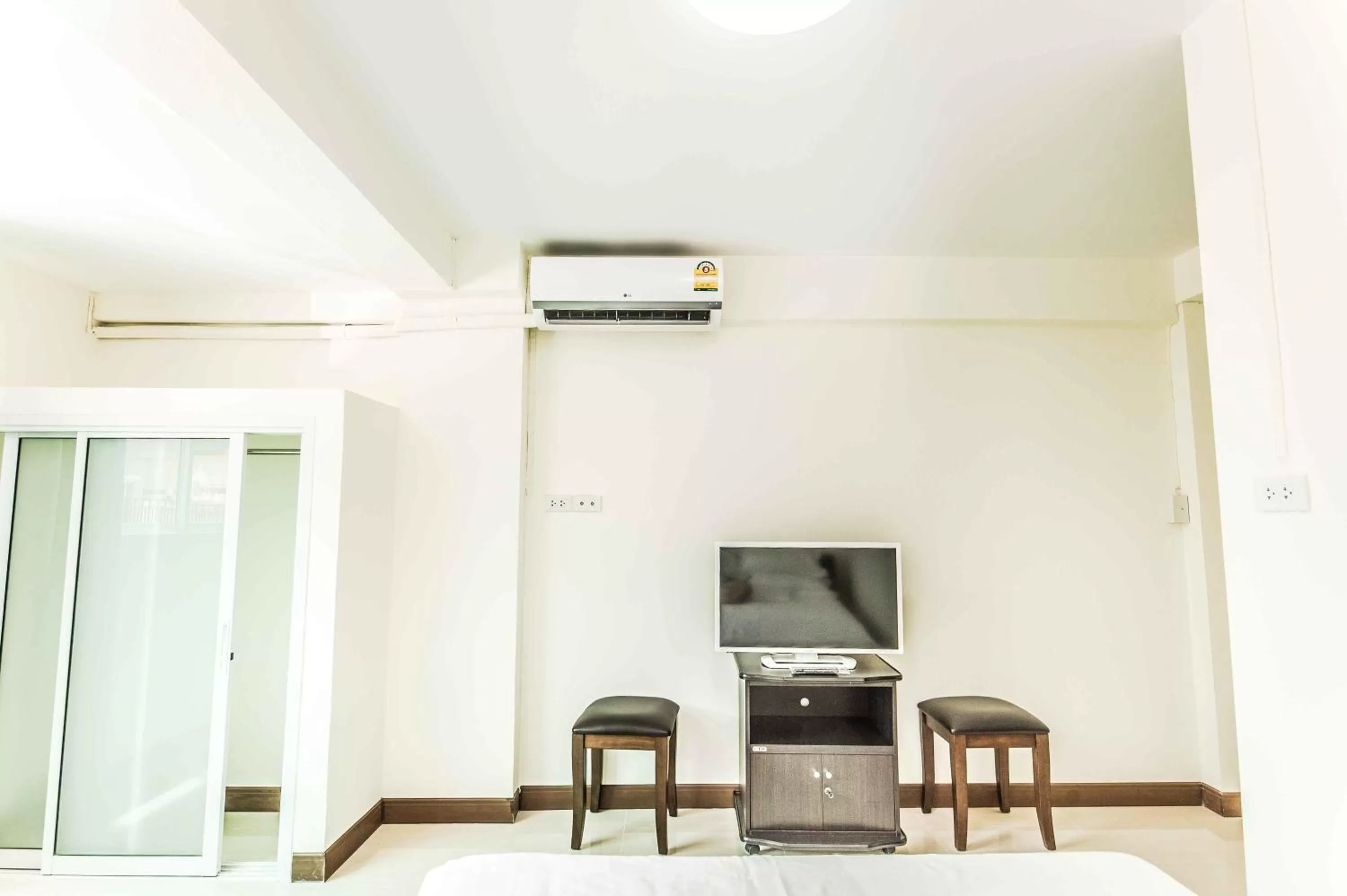 TV and multimedia in Don Muang Hotel