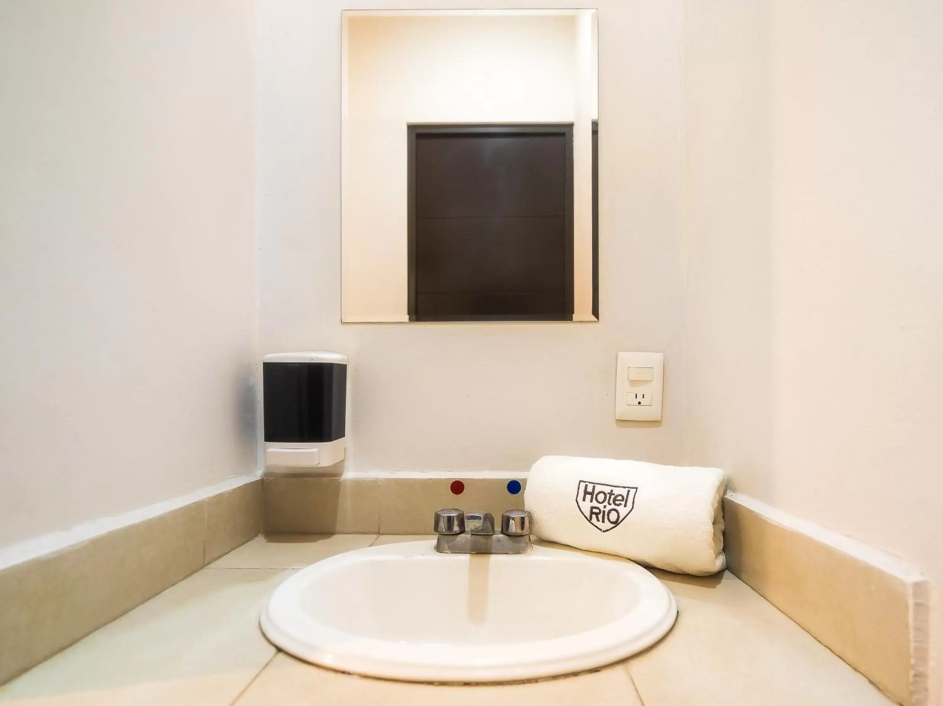 Bathroom in Hotel Río