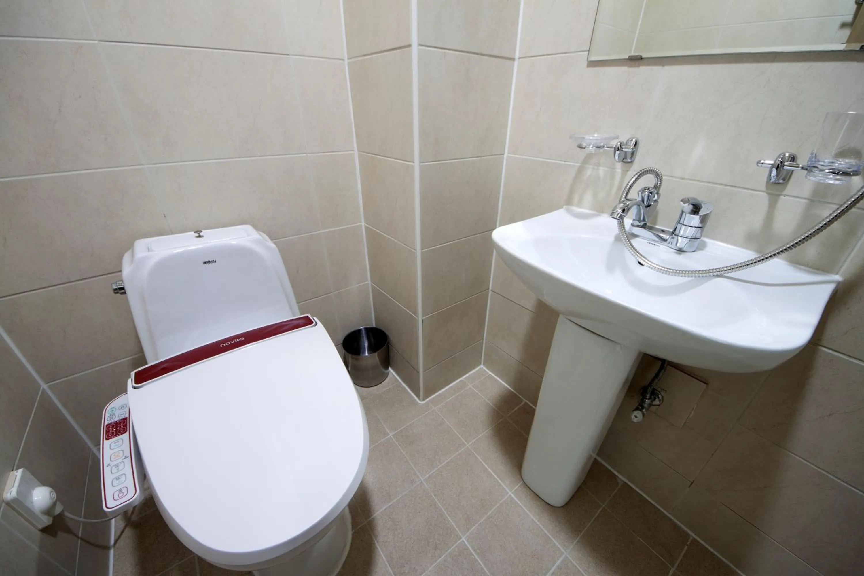 Toilet in K-Grand Hostel Dongdaemun