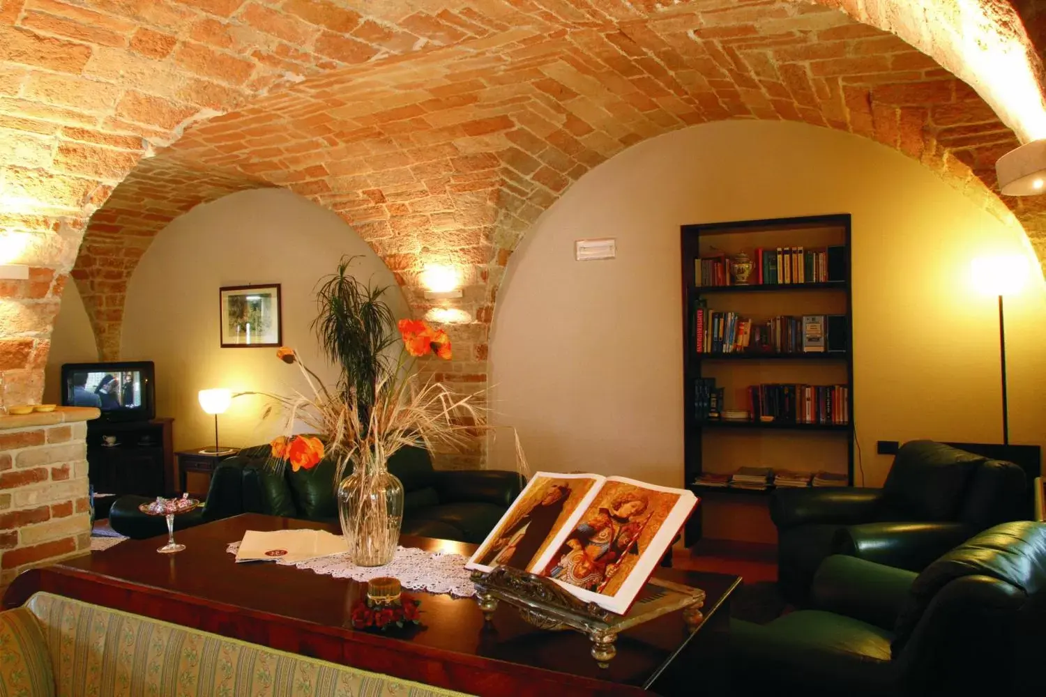 Lounge or bar in Hotel San Claudio