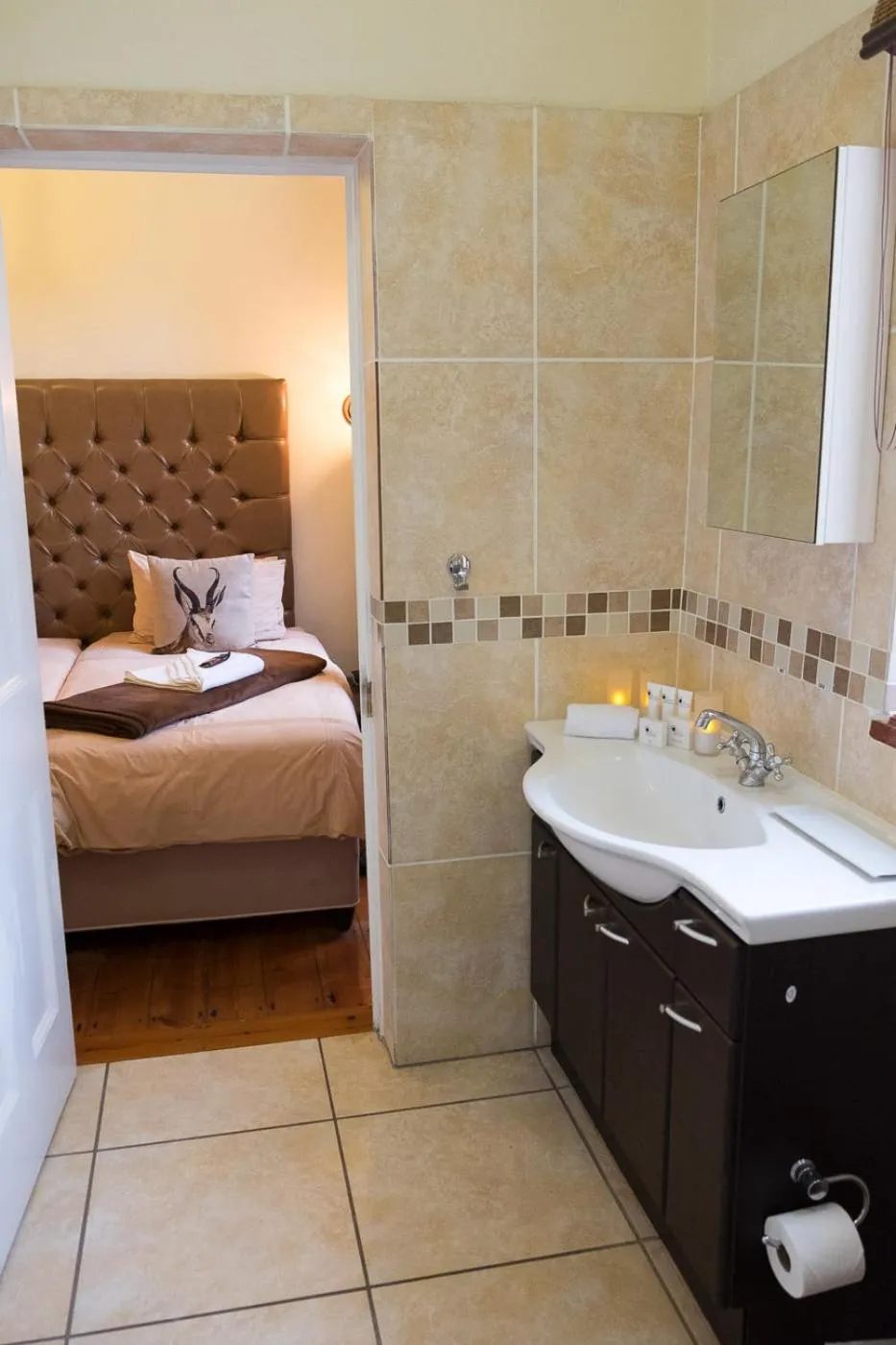 Bathroom, Bed in 5 Camp Street Guesthouse & Self-catering