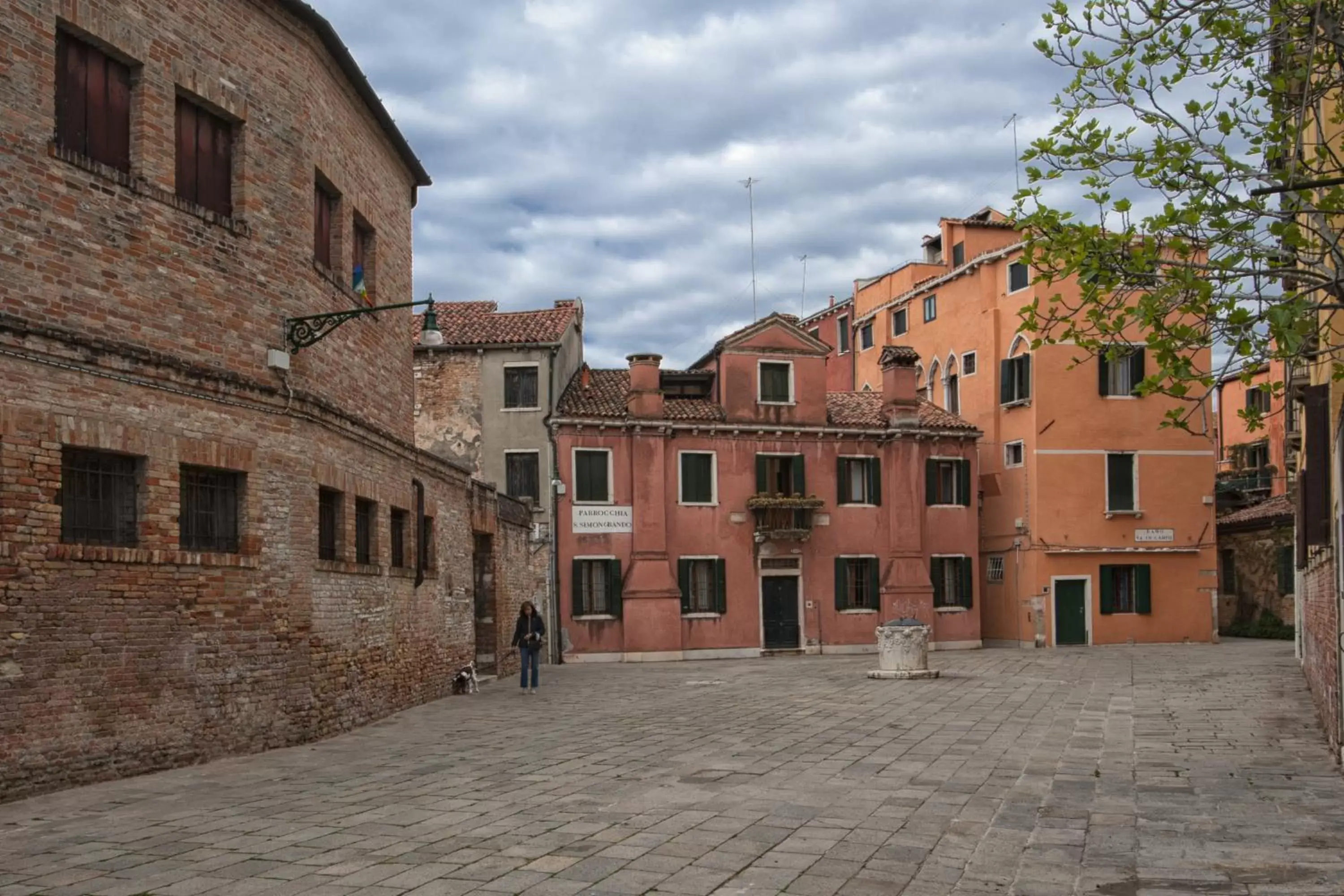 Property Building in San Giacomo Venezia