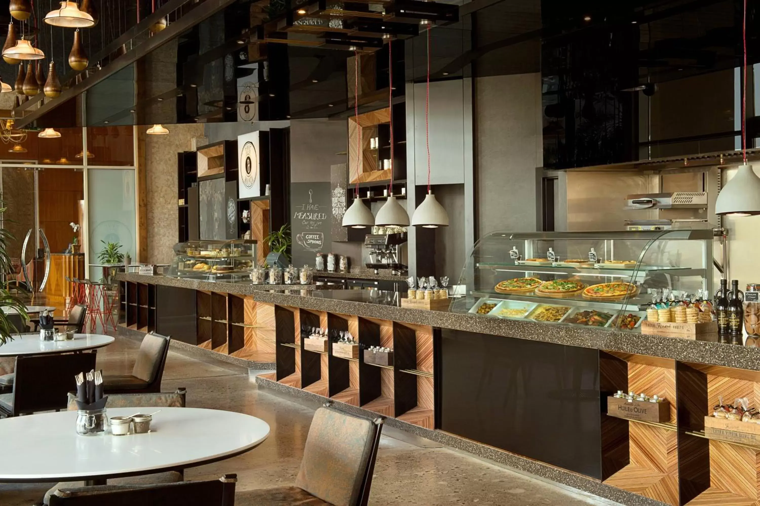 Restaurant/Places to Eat in Marriott Executive Apartments Dubai Creek