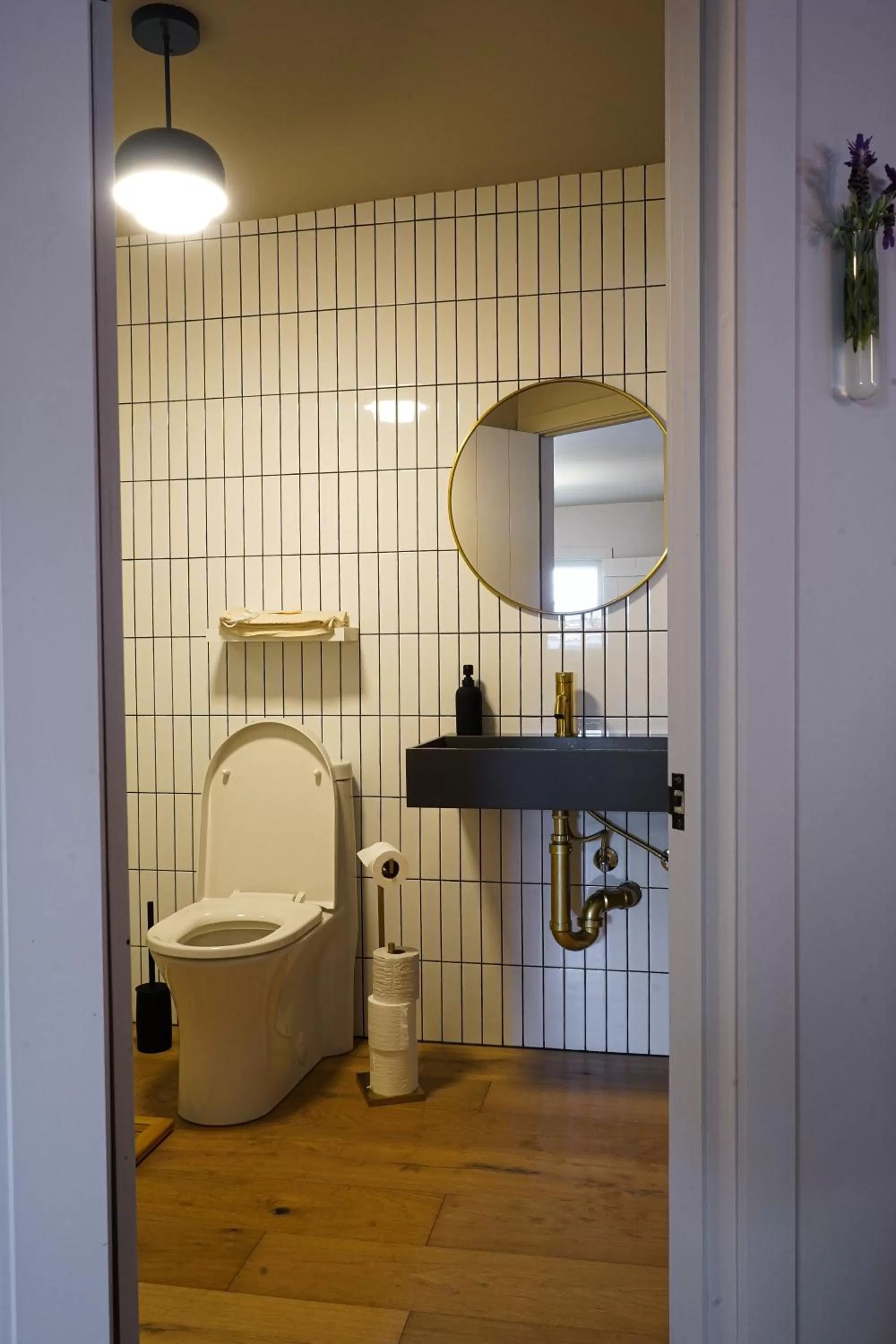 Bathroom in The Lakeside Prince Edward County