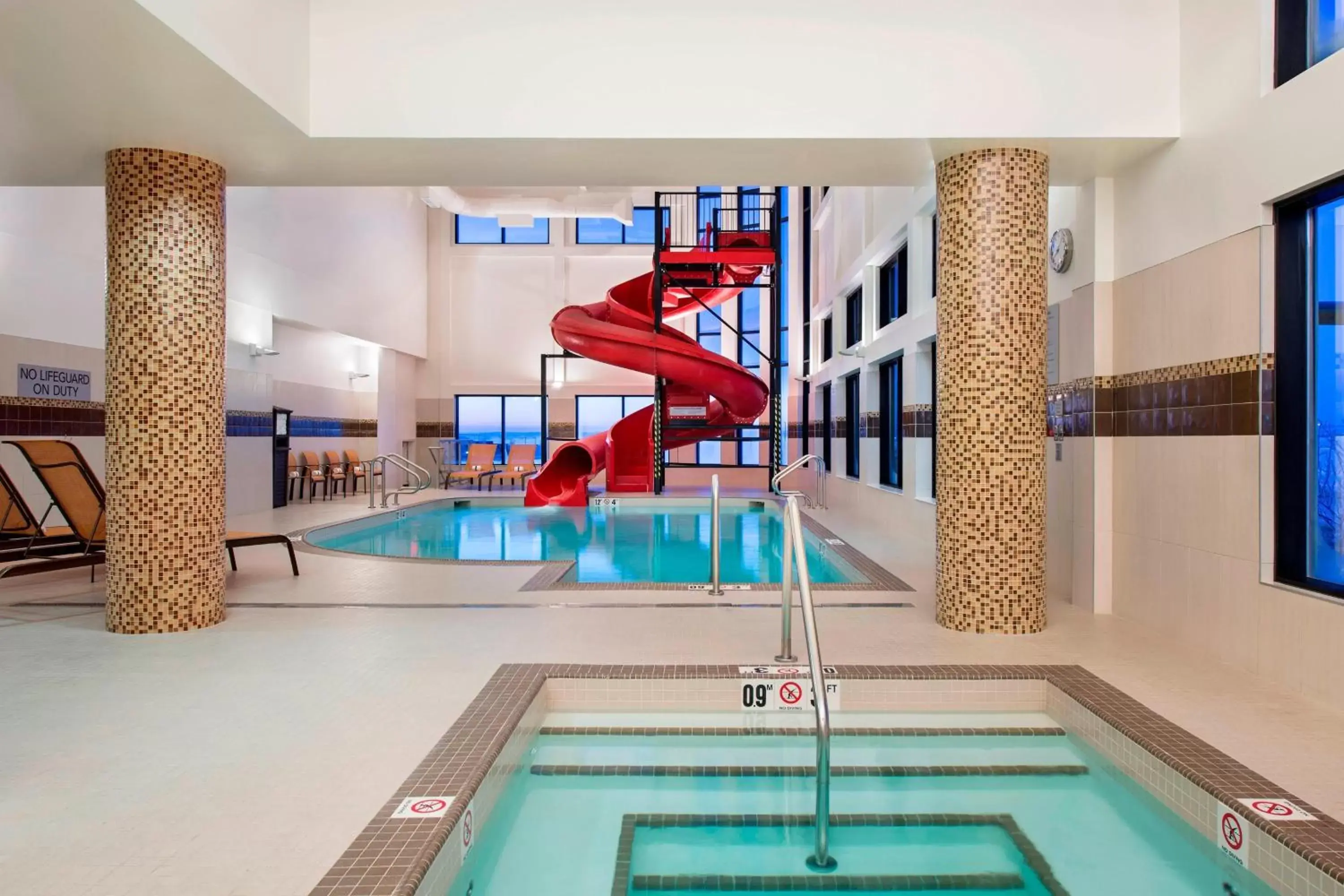 Swimming Pool in Courtyard by Marriott Calgary South