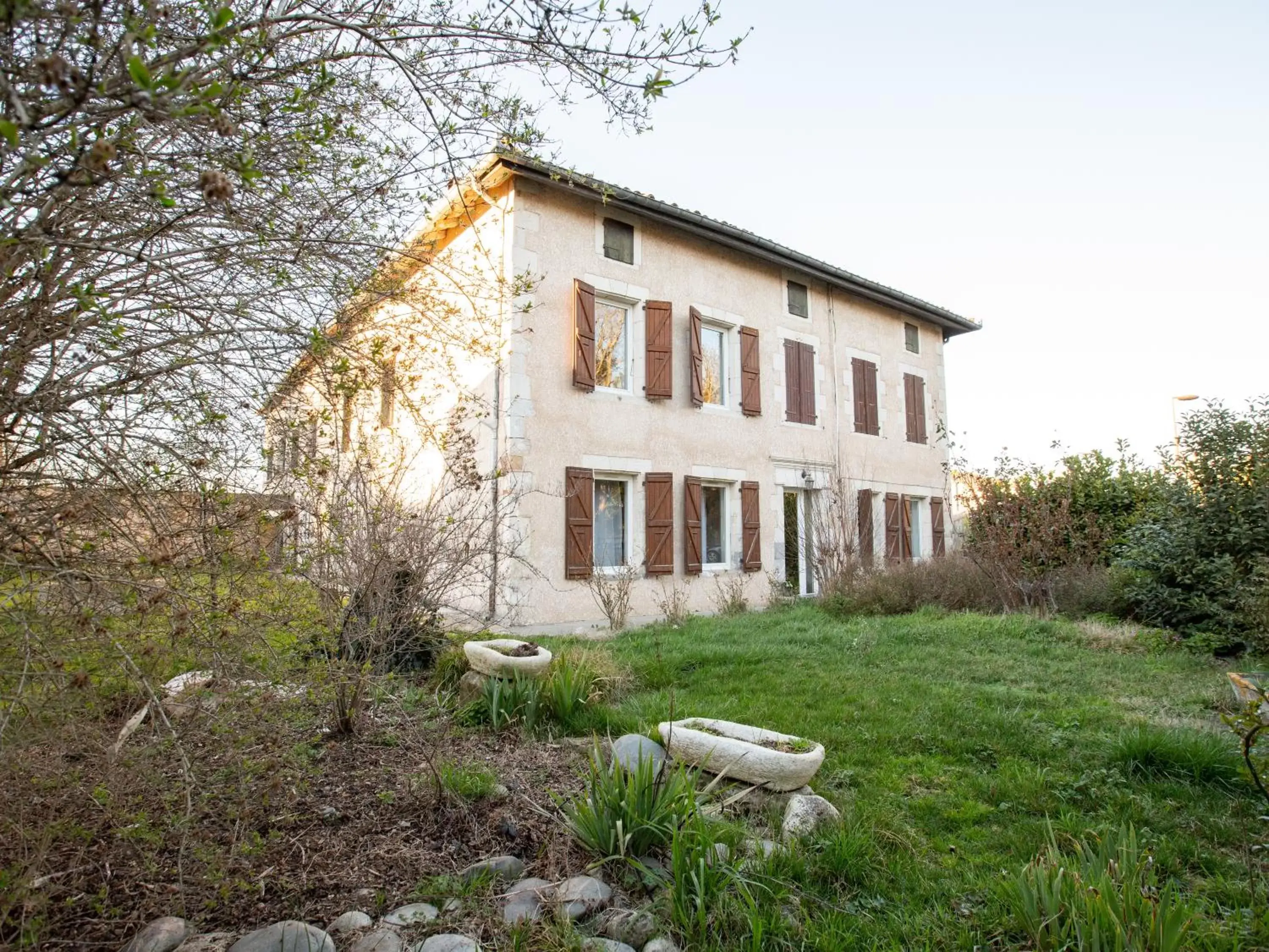Property Building in Home saint roch