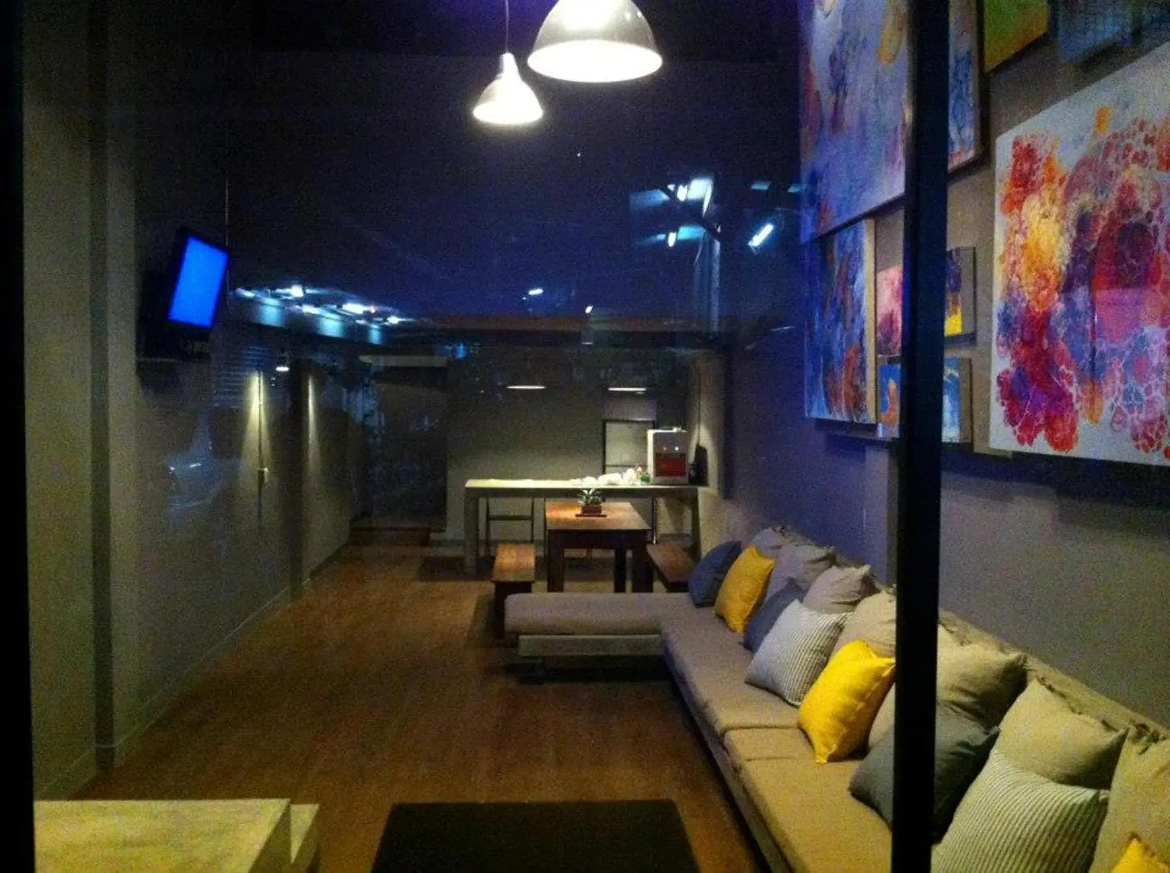 Lounge or bar, Lobby/Reception in In a Box Hostel