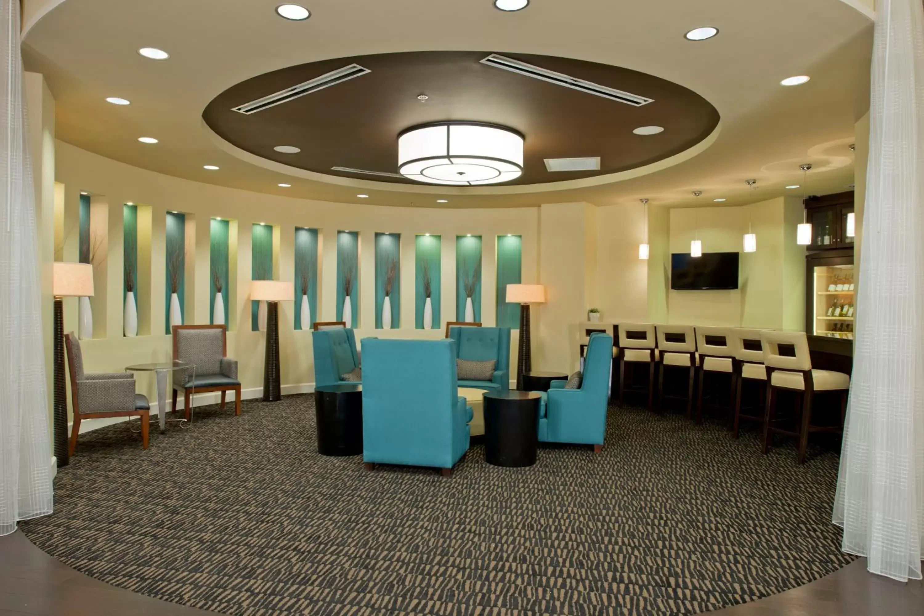Lounge or bar, Banquet Facilities in Hotel Indigo Atlanta Airport College Park, an IHG Hotel