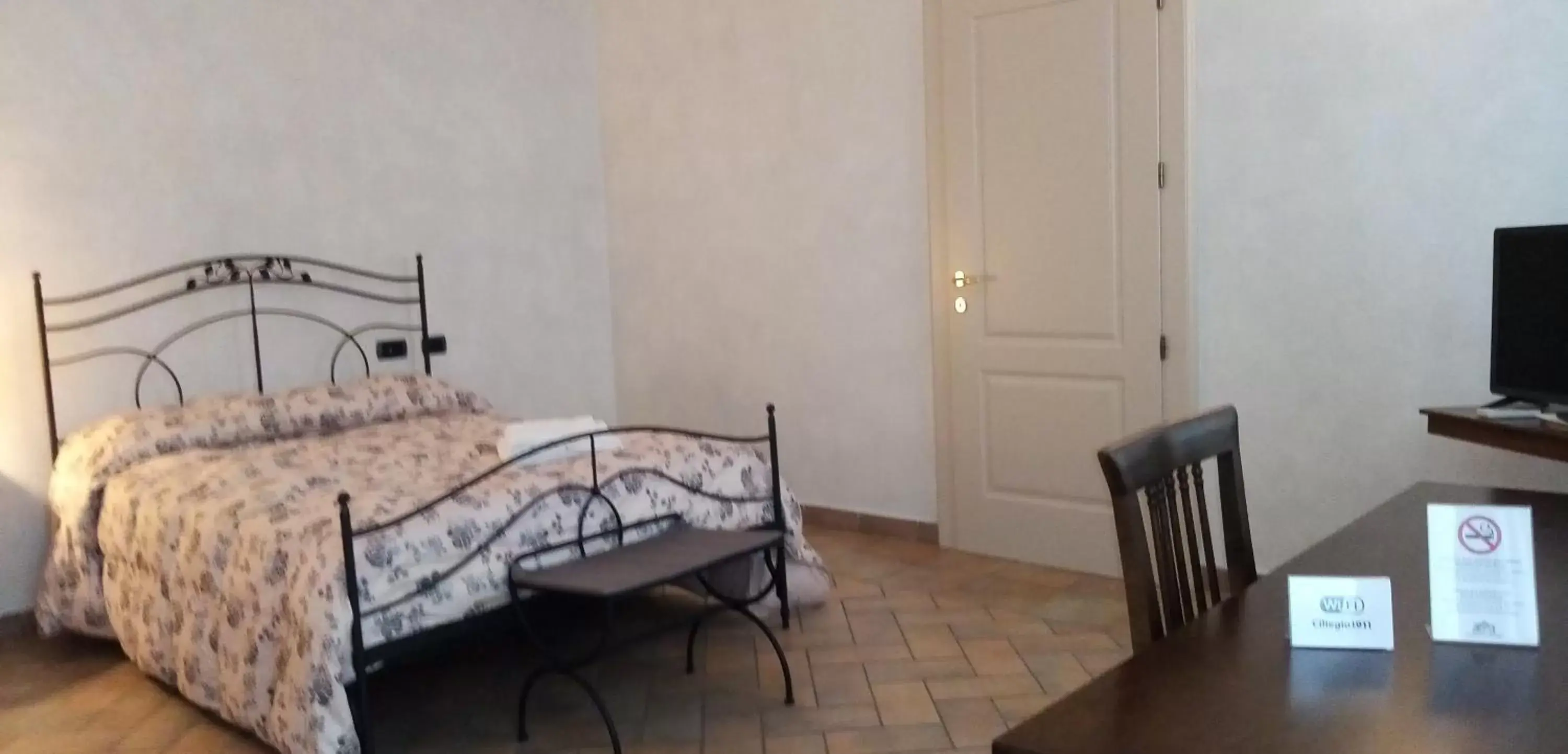 Photo of the whole room, Bed in B&B Residence il Ciliegio , Via Villa Superiore 93 Luzzara