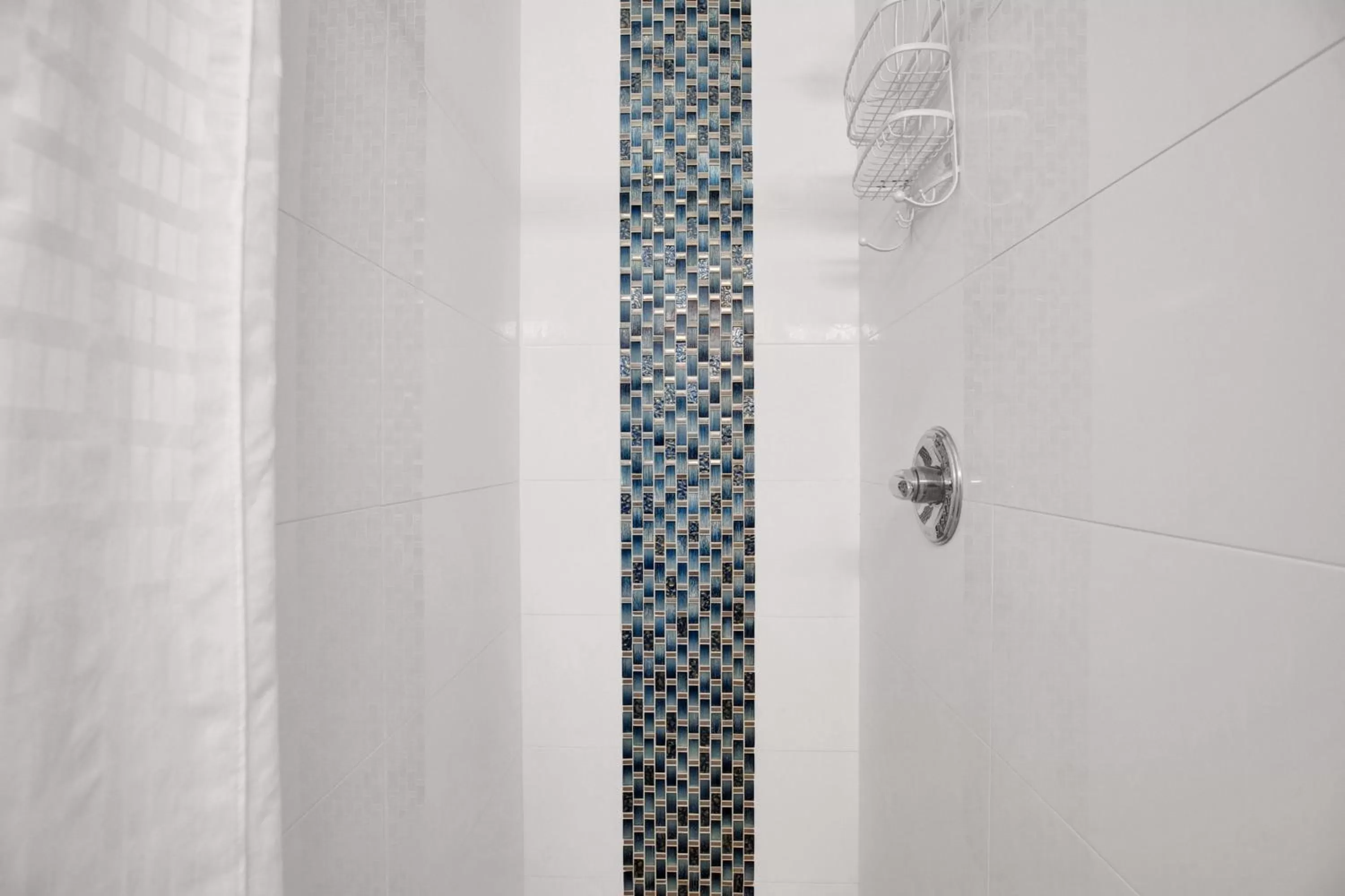 Shower in Seascape Resort & Marina