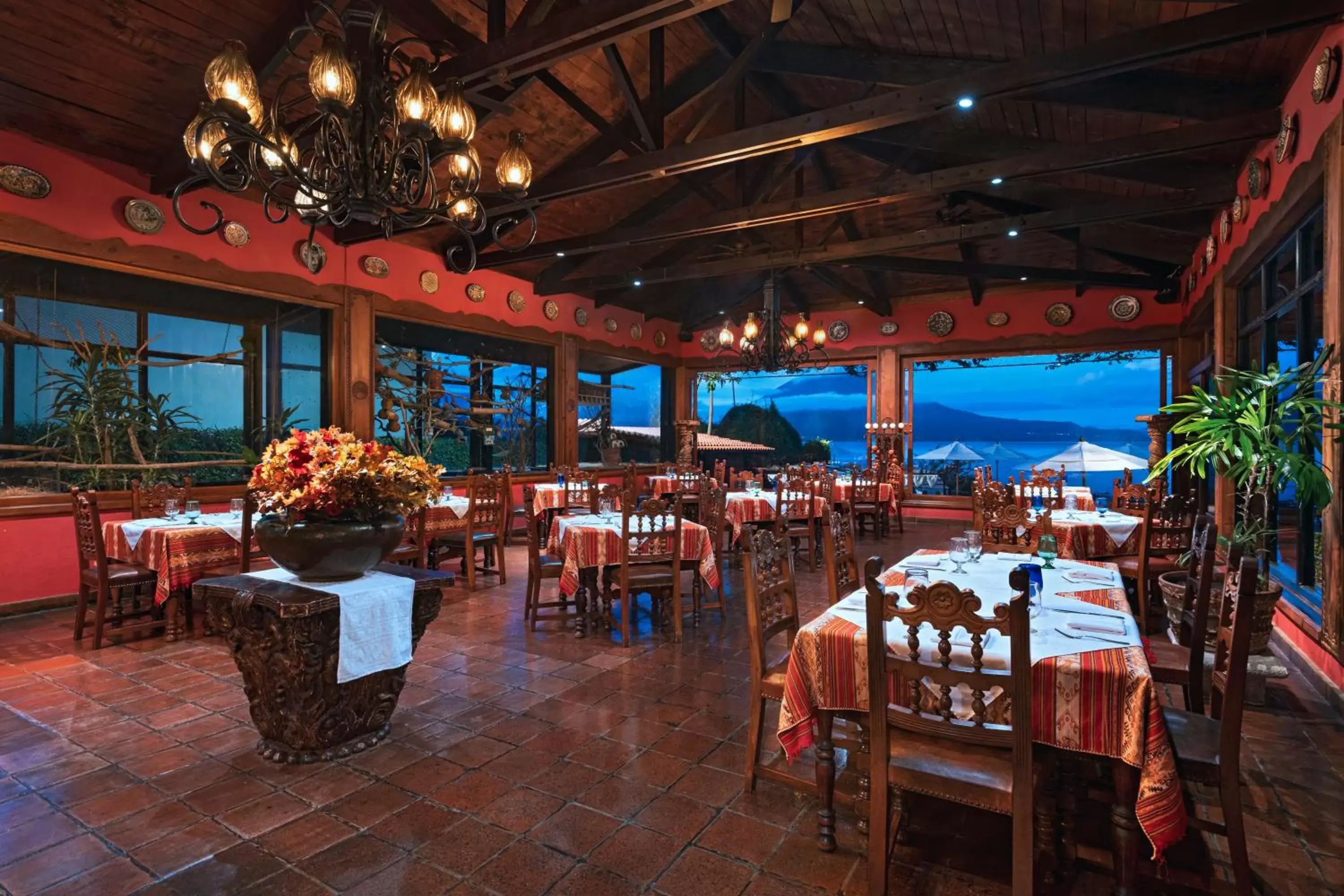 Restaurant/places to eat in Hotel Atitlan Restaurant/places to eat in Hotel Atitlan