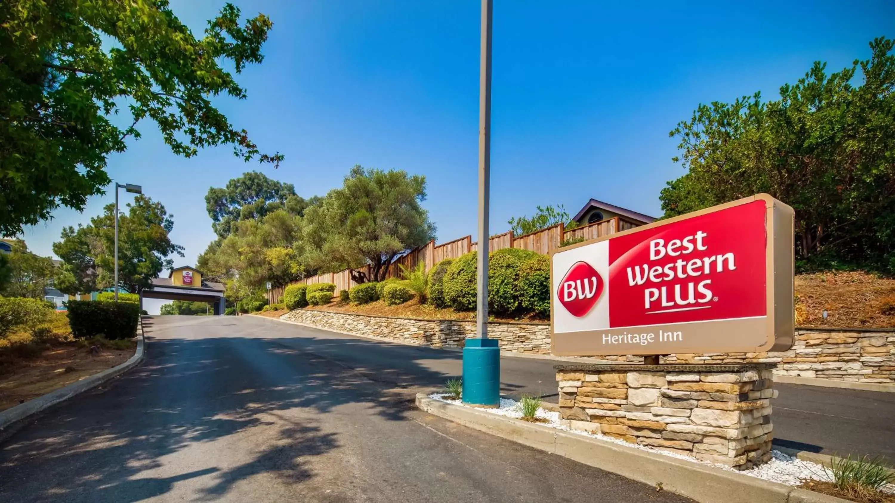 Property building in Best Western Plus Heritage Inn